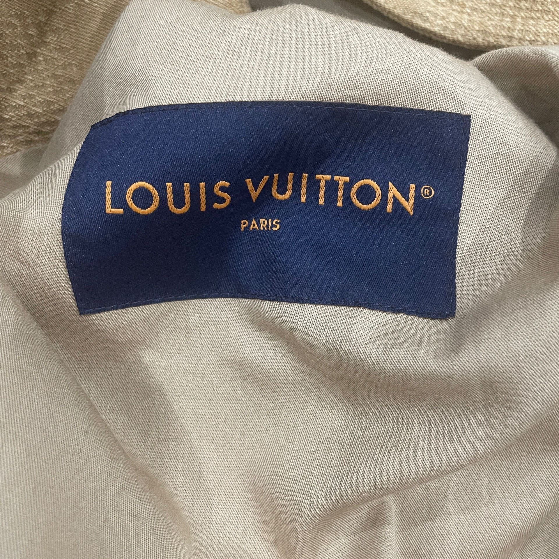 Louis Vuitton Louis Vuitton Damier Turquoise Button Jacket 52 Size US L / EU 52-54 / 3 - 5 Thumbnail
