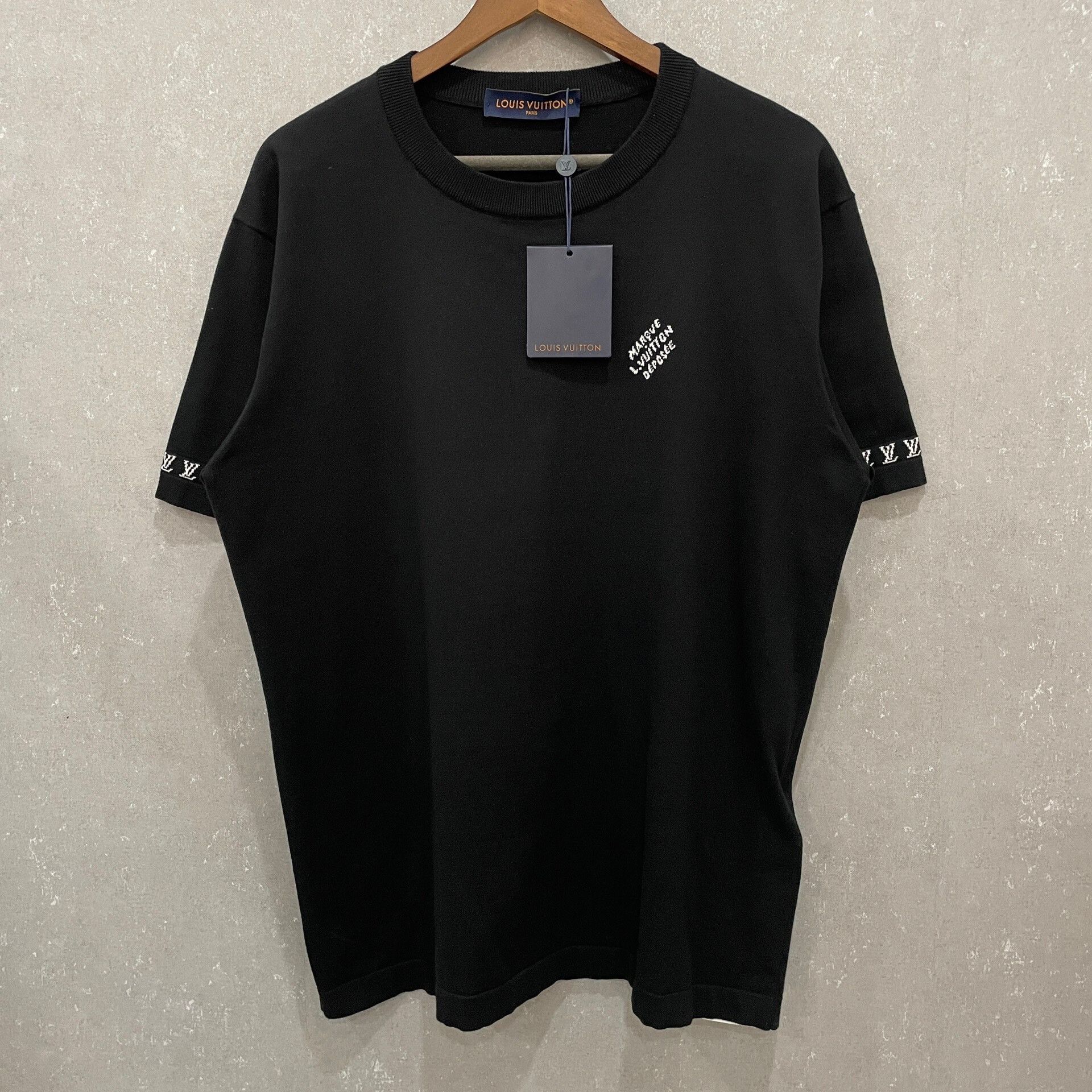 Louis Vuitton Louis Vuitton Logo Cuff Knit T-Shirt L Size US L / EU 52-54 / 3 - 2 Thumbnail