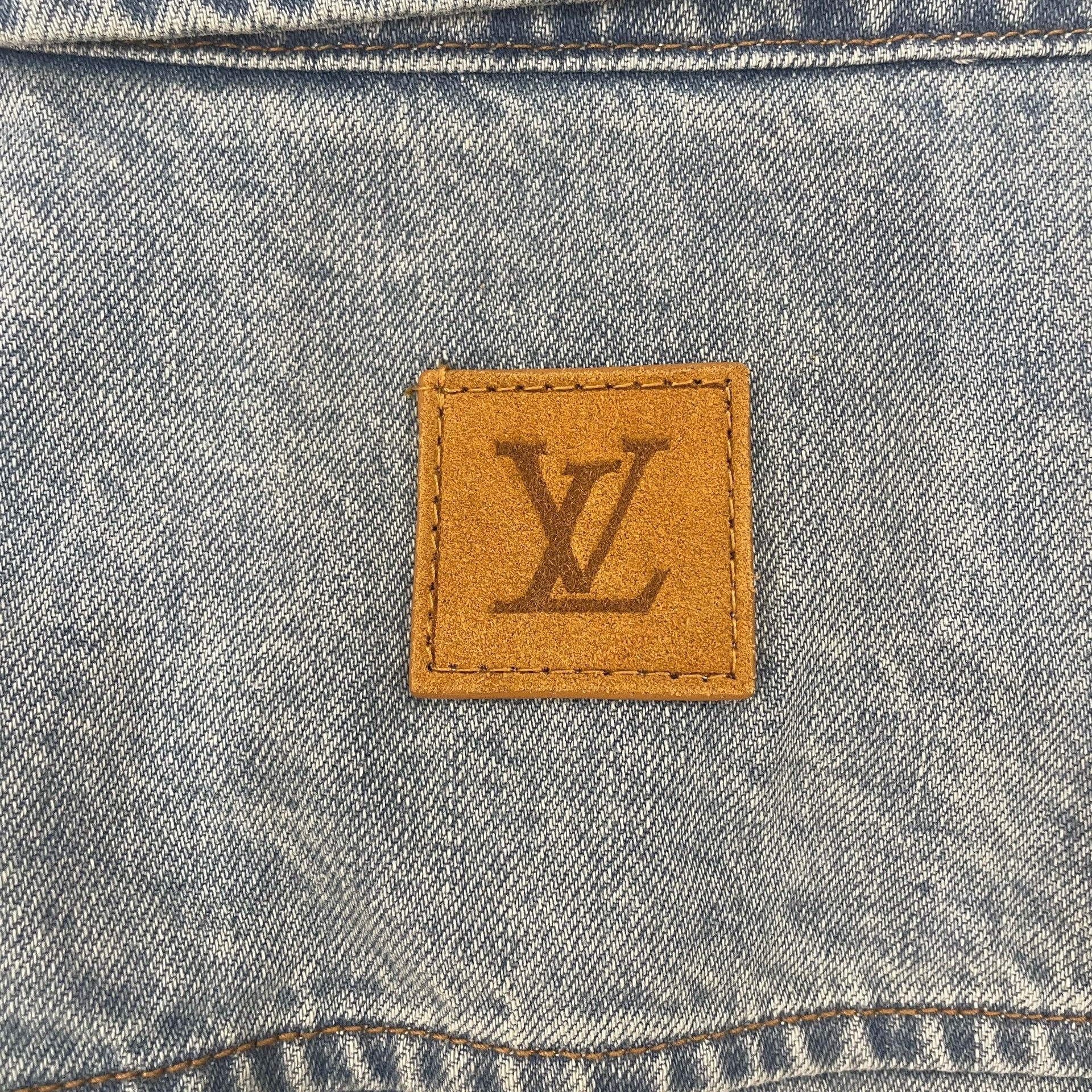 Louis Vuitton Louis Vuitton Denim Pocket Short Sleeve Shirt L Size US L / EU 52-54 / 3 - 5 Thumbnail