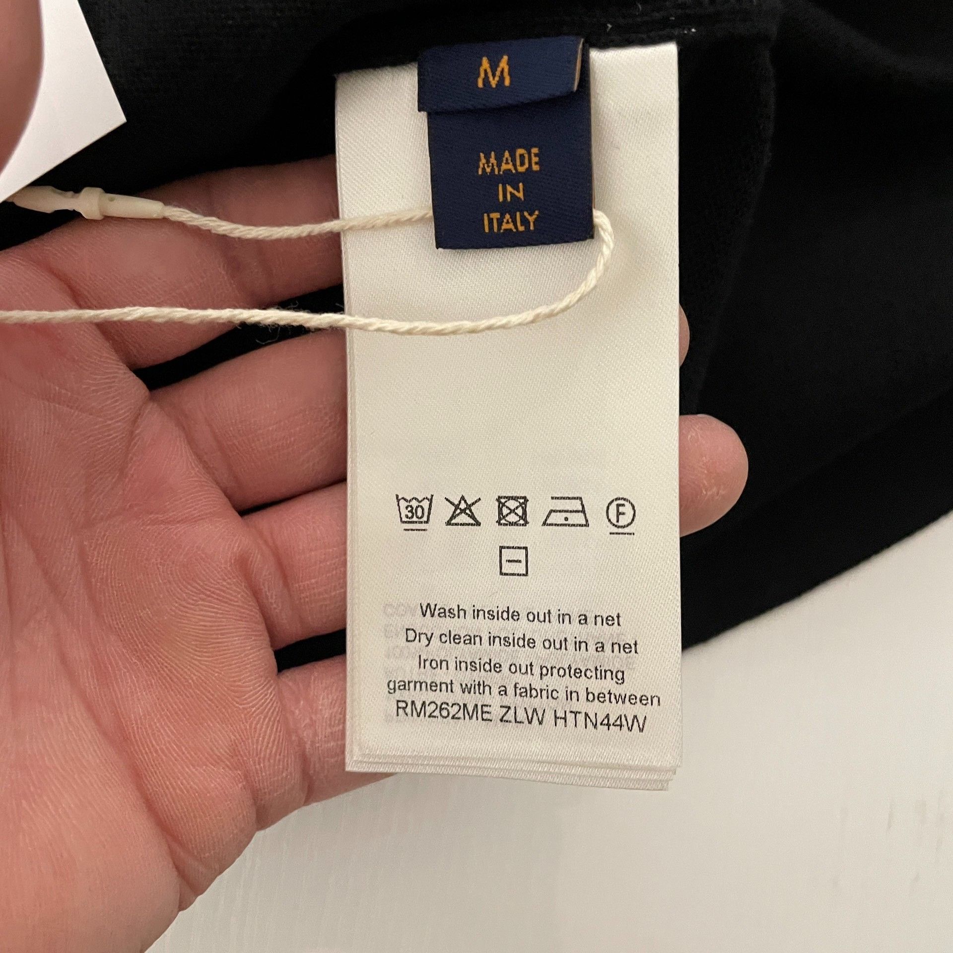 Louis Vuitton Louis Vuitton Monogram Pocket T-Shirt US M Size US M / EU 48-50 / 2 - 5 Thumbnail