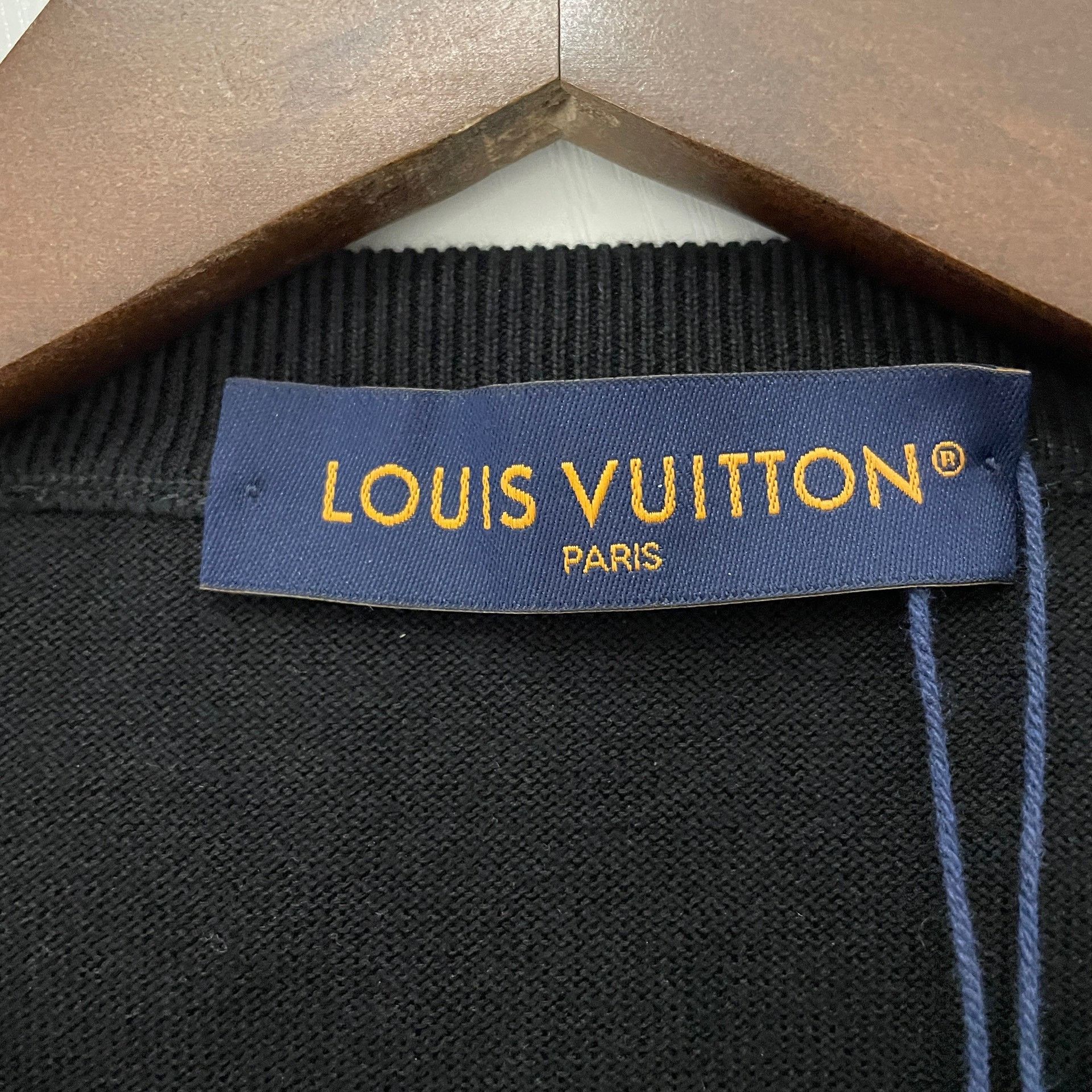 Louis Vuitton Louis Vuitton Monogram Pocket T-Shirt US M Size US M / EU 48-50 / 2 - 4 Thumbnail