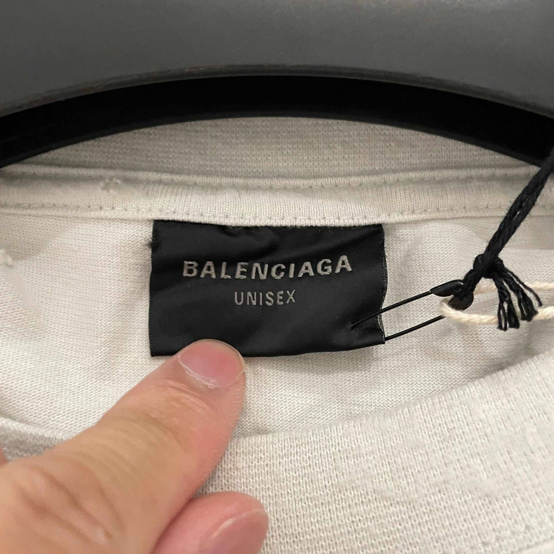 Balenciaga Balenciaga Distressed Glitter Print T-Shirt 2 Size US M / EU 48-50 / 2 - 4 Thumbnail