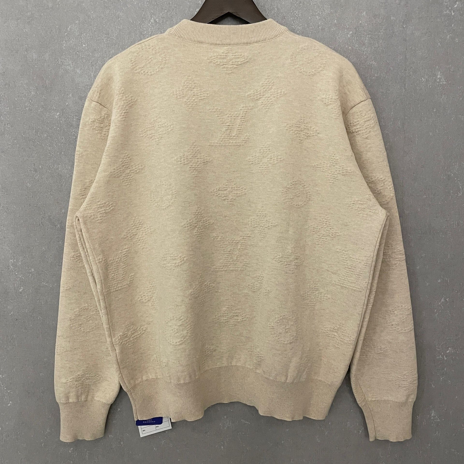 Louis Vuitton Louis Vuitton Monogram Embossed Sweater XL Size US XL / EU 56 / 4 - 3 Thumbnail