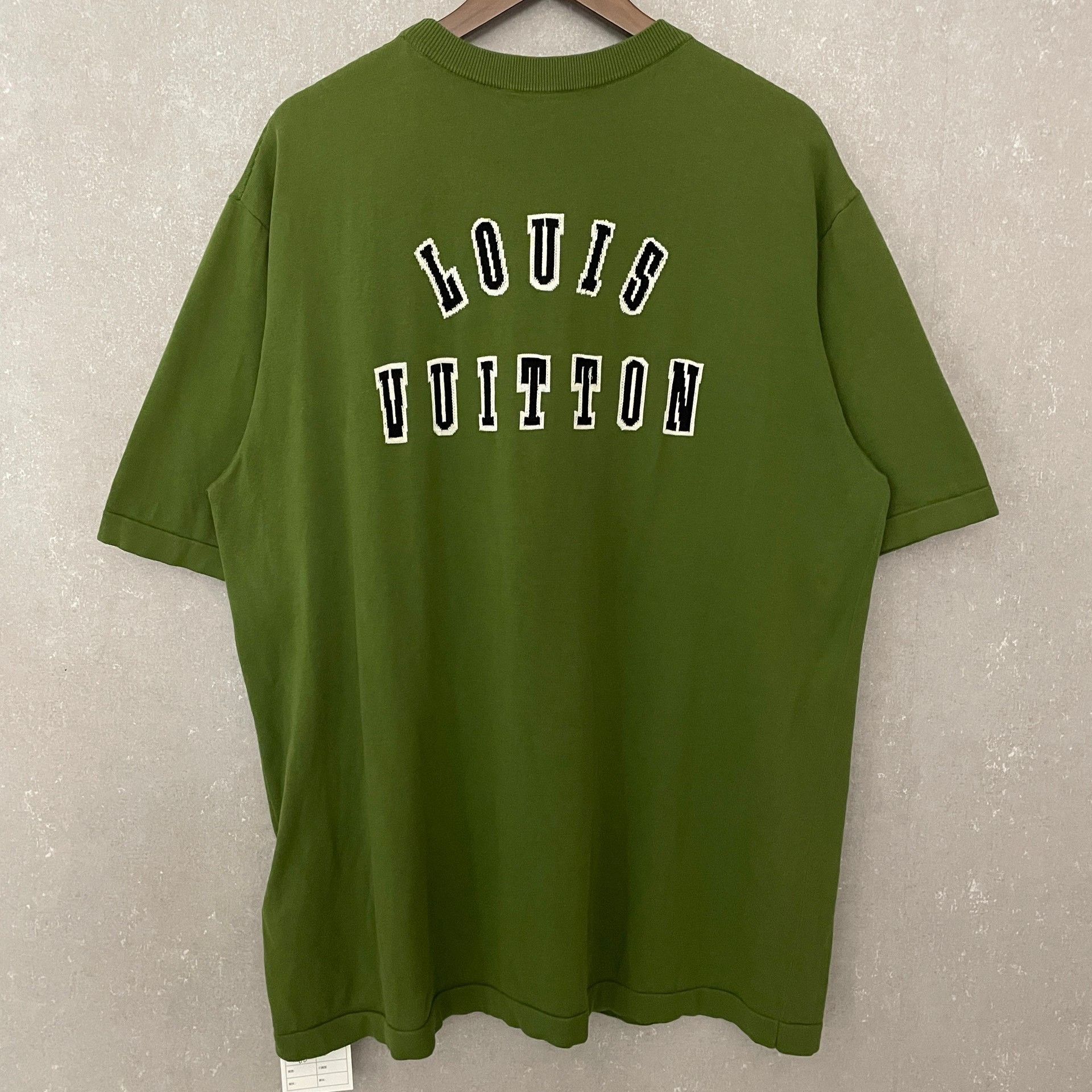 Louis Vuitton Louis Vuitton Dog Graphic Green T-Shirt Size 5L Size US XL / EU 56 / 4 - 3 Thumbnail
