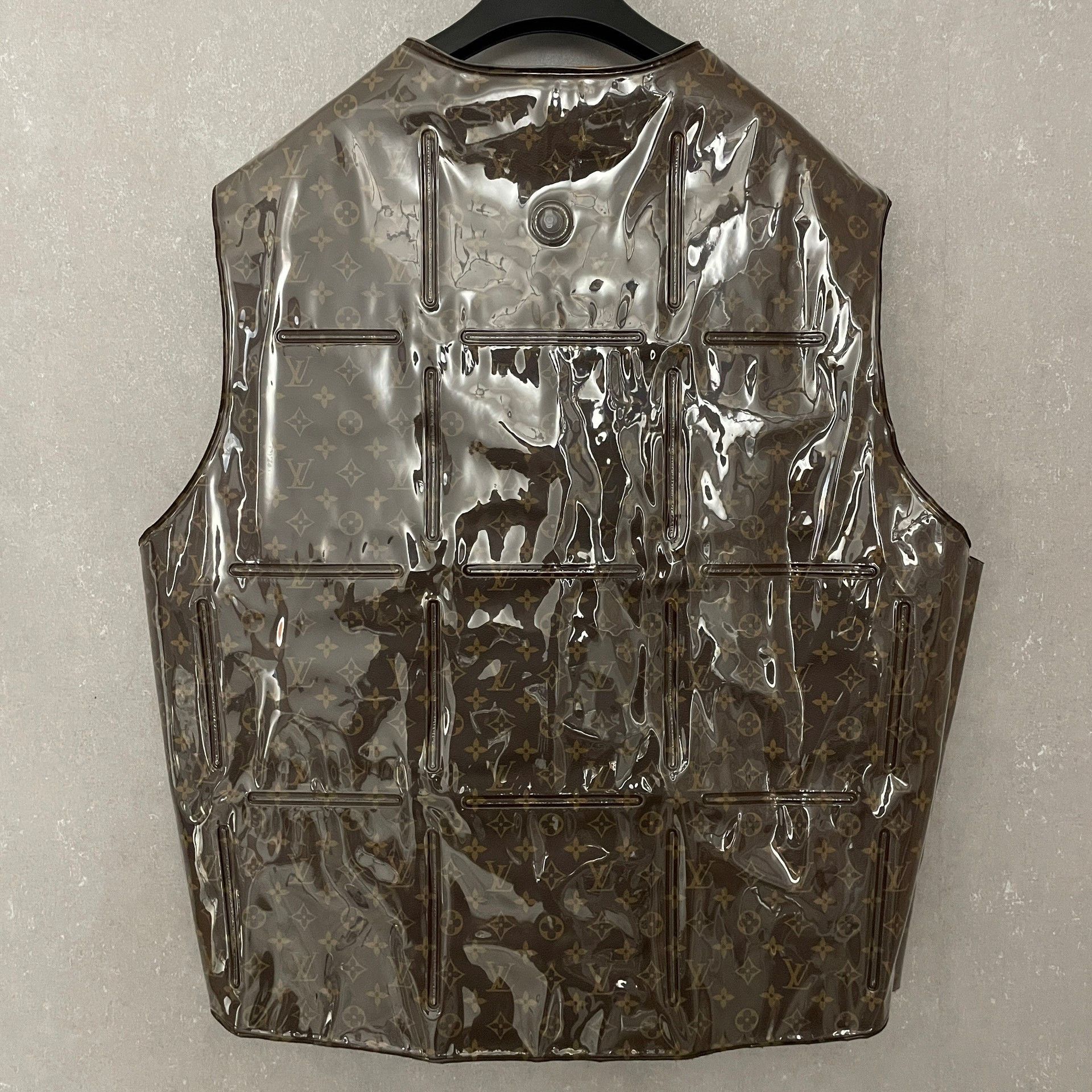 Louis Vuitton Louis Vuitton Monogram Inflatable Gilet Vest Size 48 Size US M / EU 48-50 / 2 - 3 Thumbnail