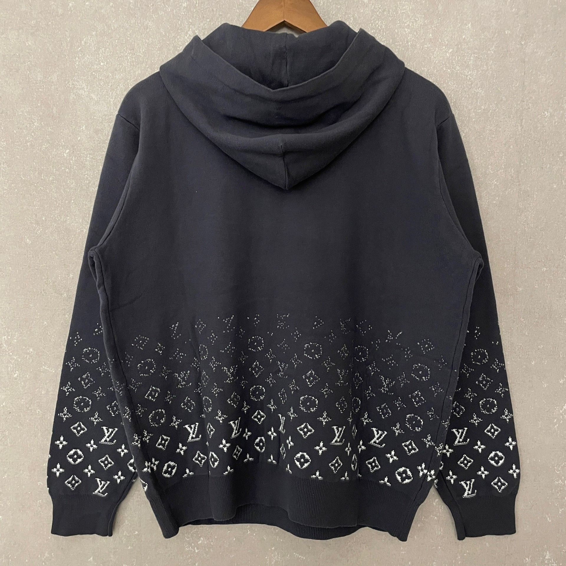 Louis Vuitton Louis Vuitton Monogram Gradient Hoodie L Size US L / EU 52-54 / 3 - 3 Thumbnail