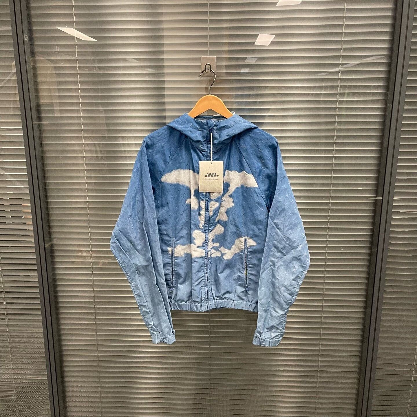 Louis Vuitton Louis Vuitton Cloud Monogram Hooded Jacket 46 Size US S / EU 44-46 / 1 - 2 Thumbnail