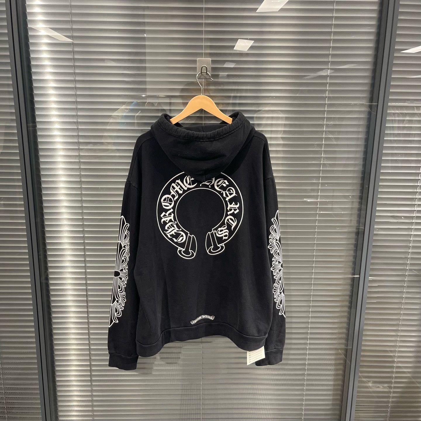 Chrome Hearts Chrome Hearts Horseshoe Scroll Hoodie L Size US L / EU 52-54 / 3 - 3 Thumbnail