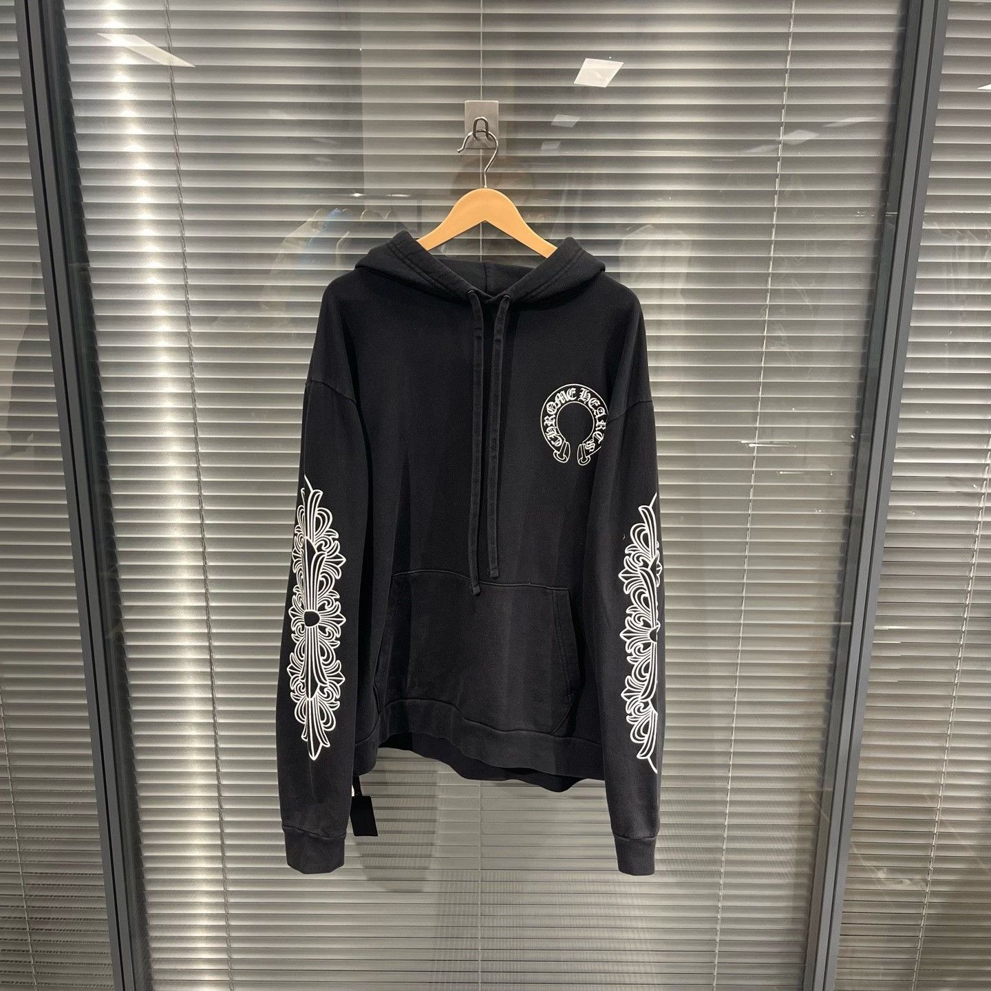 Chrome Hearts Chrome Hearts Horseshoe Scroll Hoodie L Size US L / EU 52-54 / 3 - 2 Thumbnail