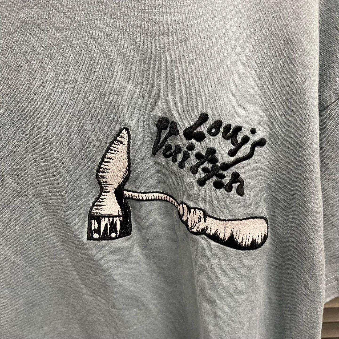 Louis Vuitton Louis Vuitton Hammer & Axe Embroidered T-Shirt S Size US S / EU 44-46 / 1 - 5 Thumbnail