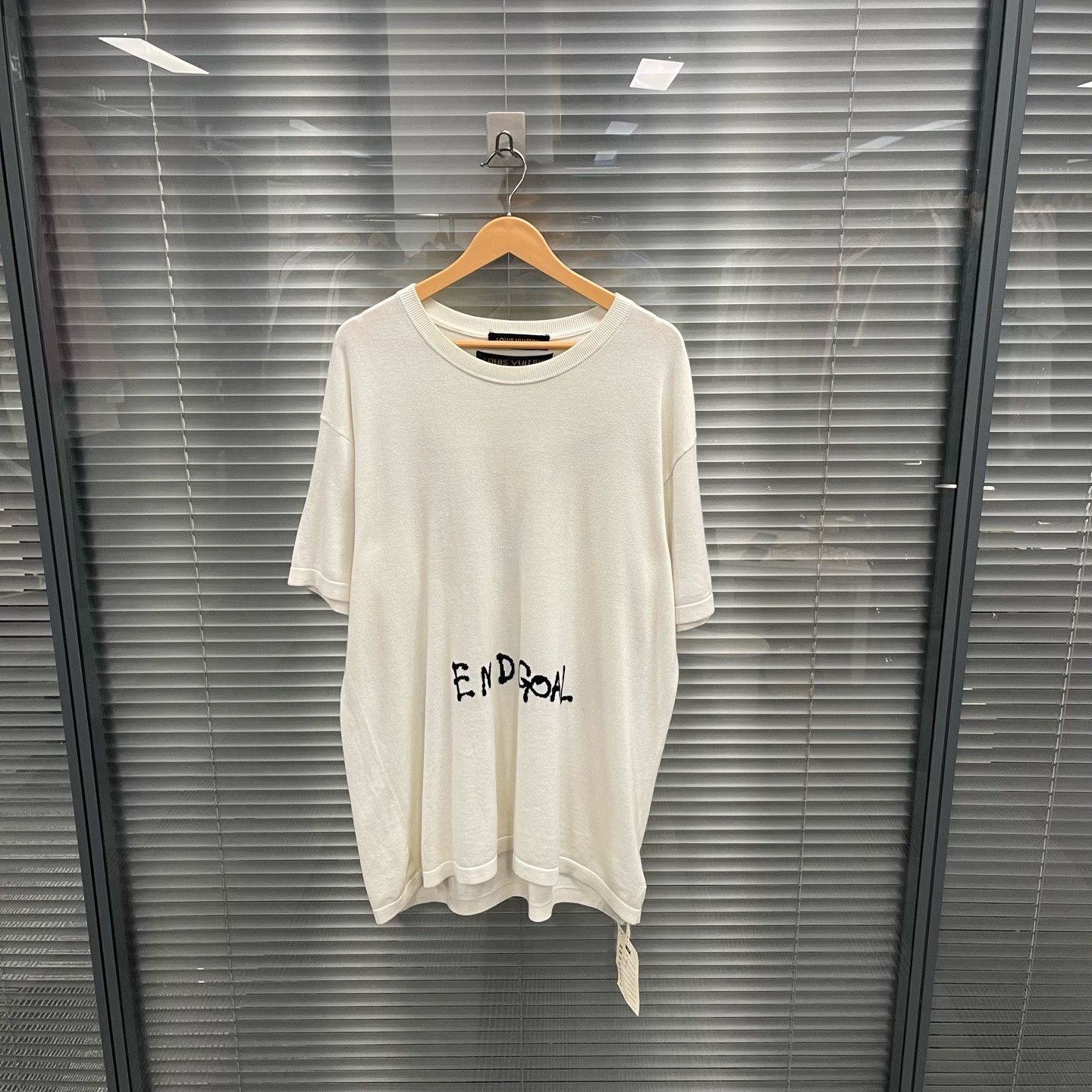 Louis Vuitton Louis Vuitton Back LV Logo End Goal T-Shirt XL Size US XL / EU 56 / 4 - 3 Thumbnail