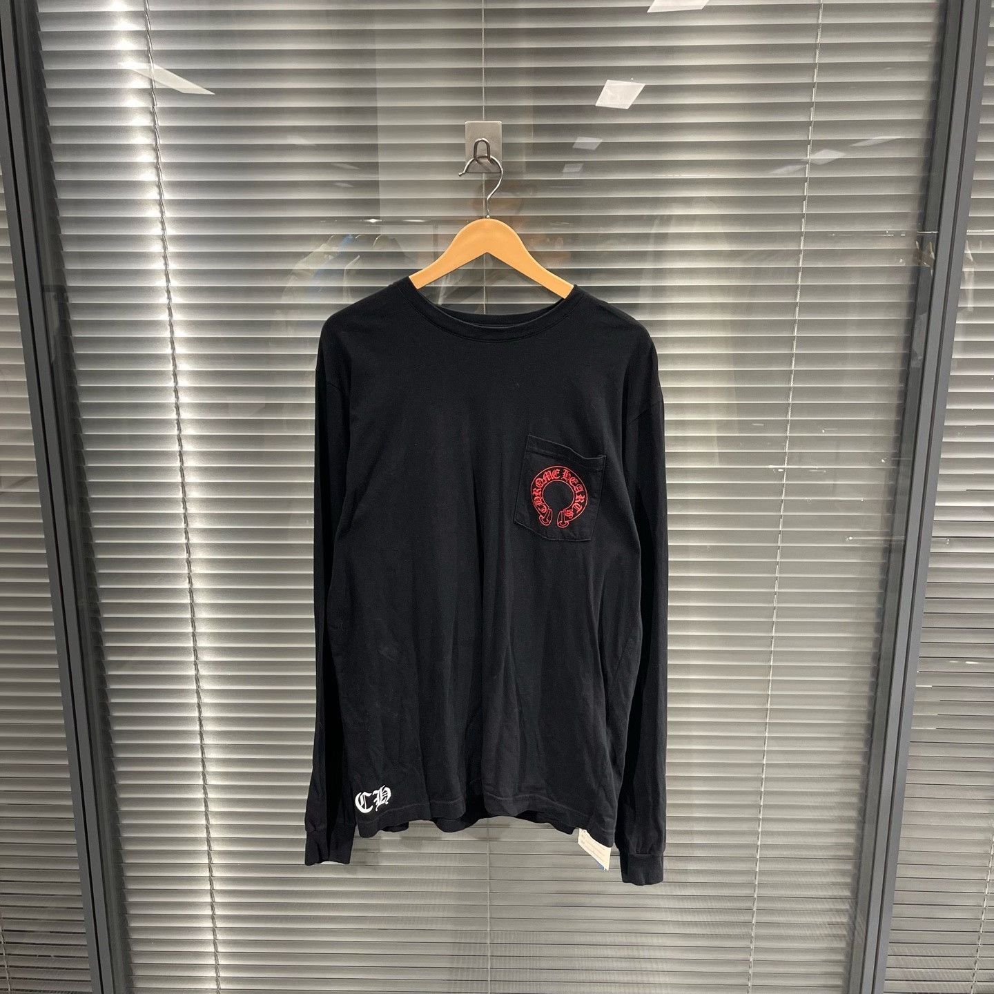 Chrome Hearts Chrome Hearts Phantom Horseshoe Long Sleeve Size L Size US L / EU 52-54 / 3 - 3 Thumbnail