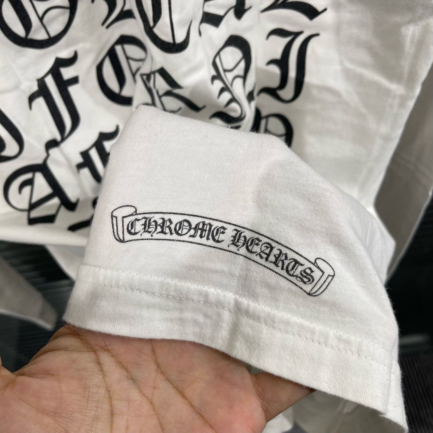 Chrome Hearts Chrome Hearts Script Logo Long Sleeve White M Size US M / EU 48-50 / 2 - 8 Thumbnail