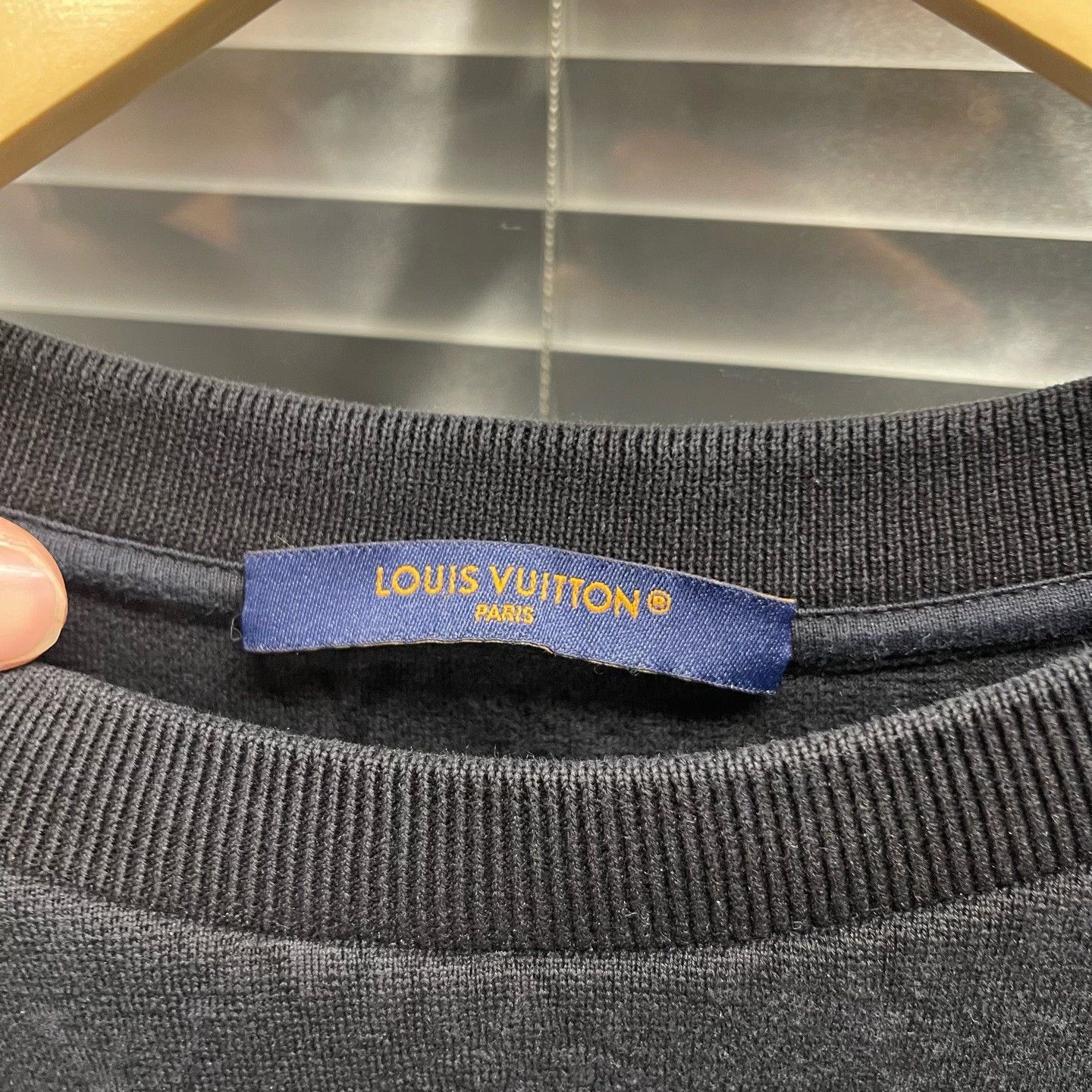 Louis Vuitton Louis Vuitton Monogram Pocket T-Shirt Size XL Size US XL / EU 56 / 4 - 4 Thumbnail