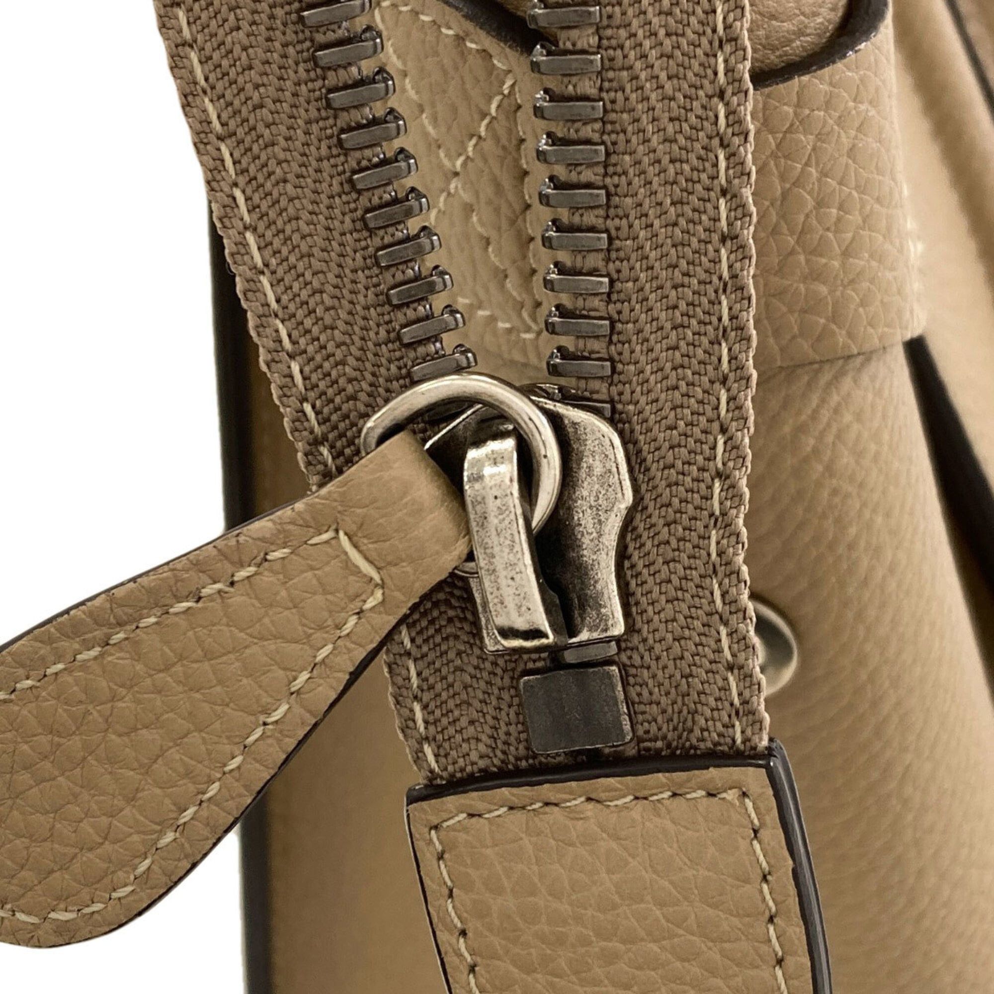 Celine Celine Luggage Micro Handbag, Calfskin, Women's Size ONE SIZE - 18 Thumbnail
