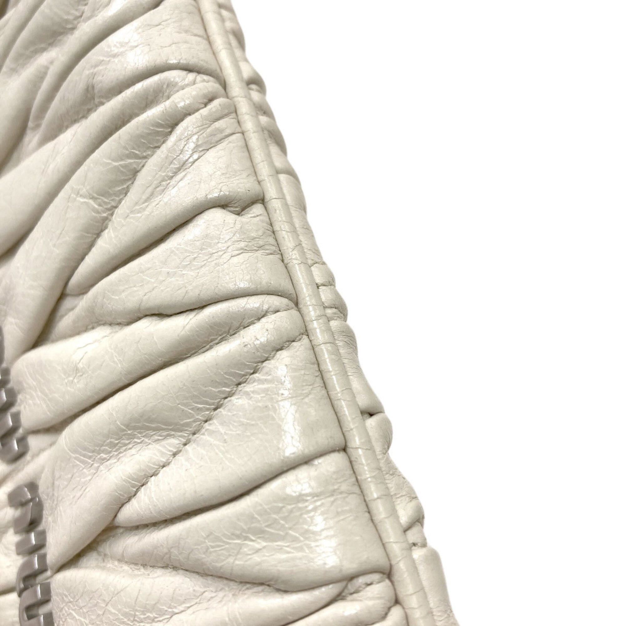 Miu Miu Miu Miu Miu Matelassé Shoulder Bag, Calfskin, Women's MIUMIU Size ONE SIZE - 14 Thumbnail