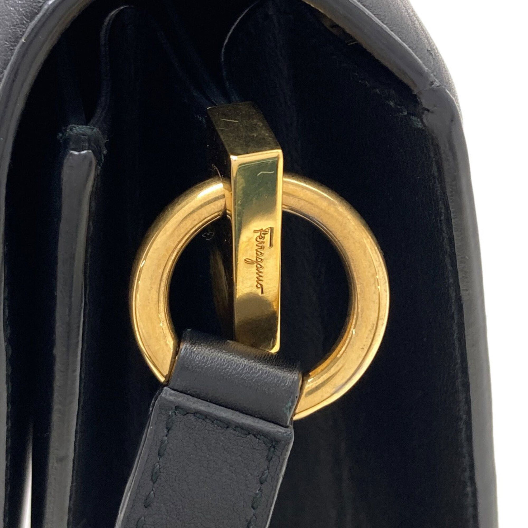 Salvatore Ferragamo Salvatore Ferragamo Gancini Hardware Long Shoulder Bag Leather Women's Size ONE SIZE - 19 Thumbnail