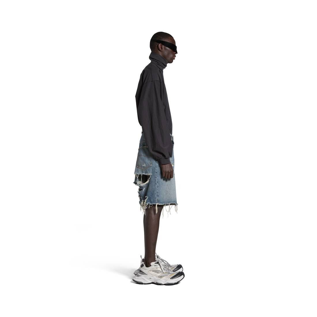 Balenciaga Skater Shorts in blue light denim Size US 34 / EU 50 - 4 Thumbnail