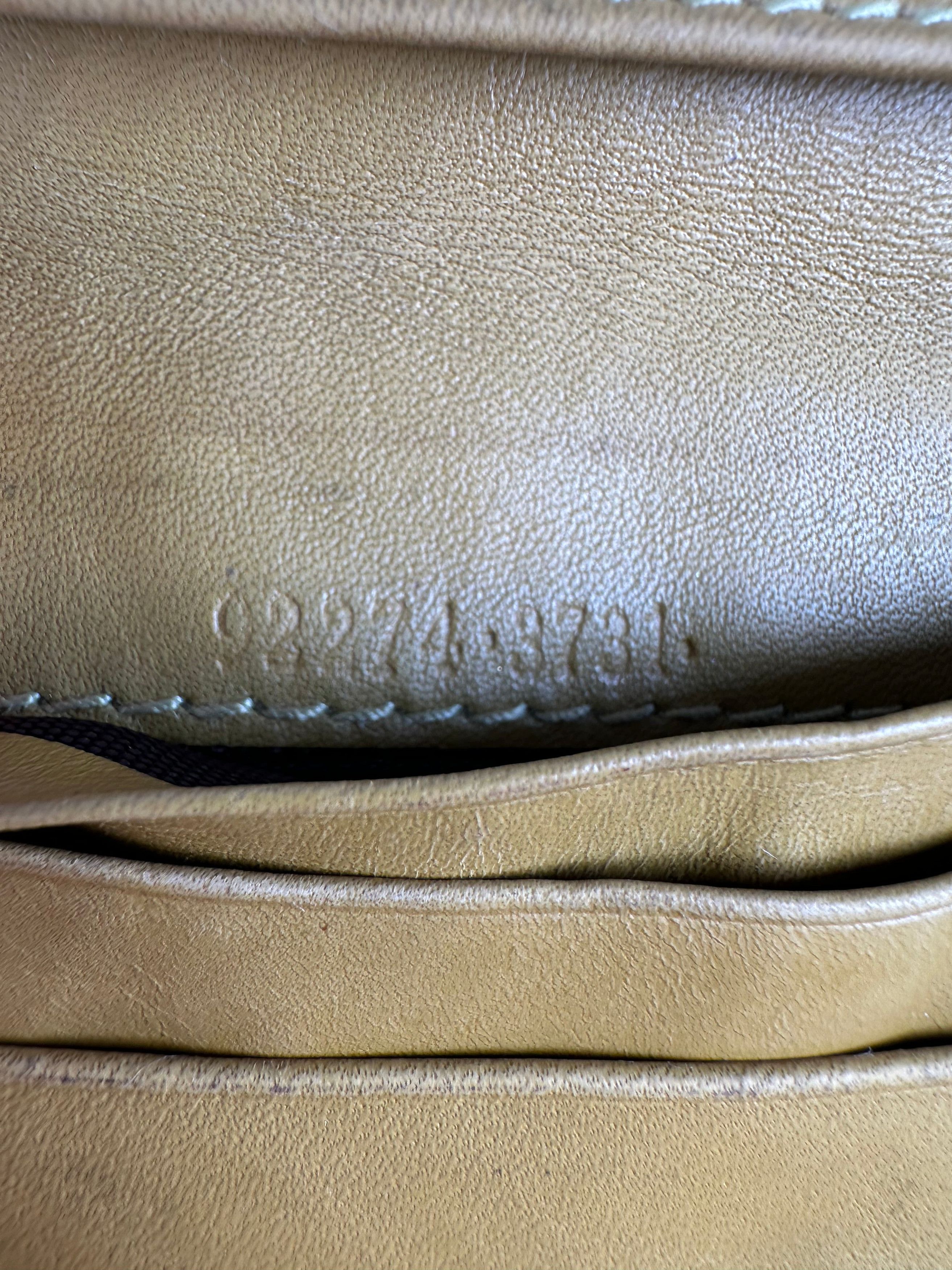 Gucci Vintage Monogram Leather Card Holder Beige Brown Size ONE SIZE - 6 Thumbnail