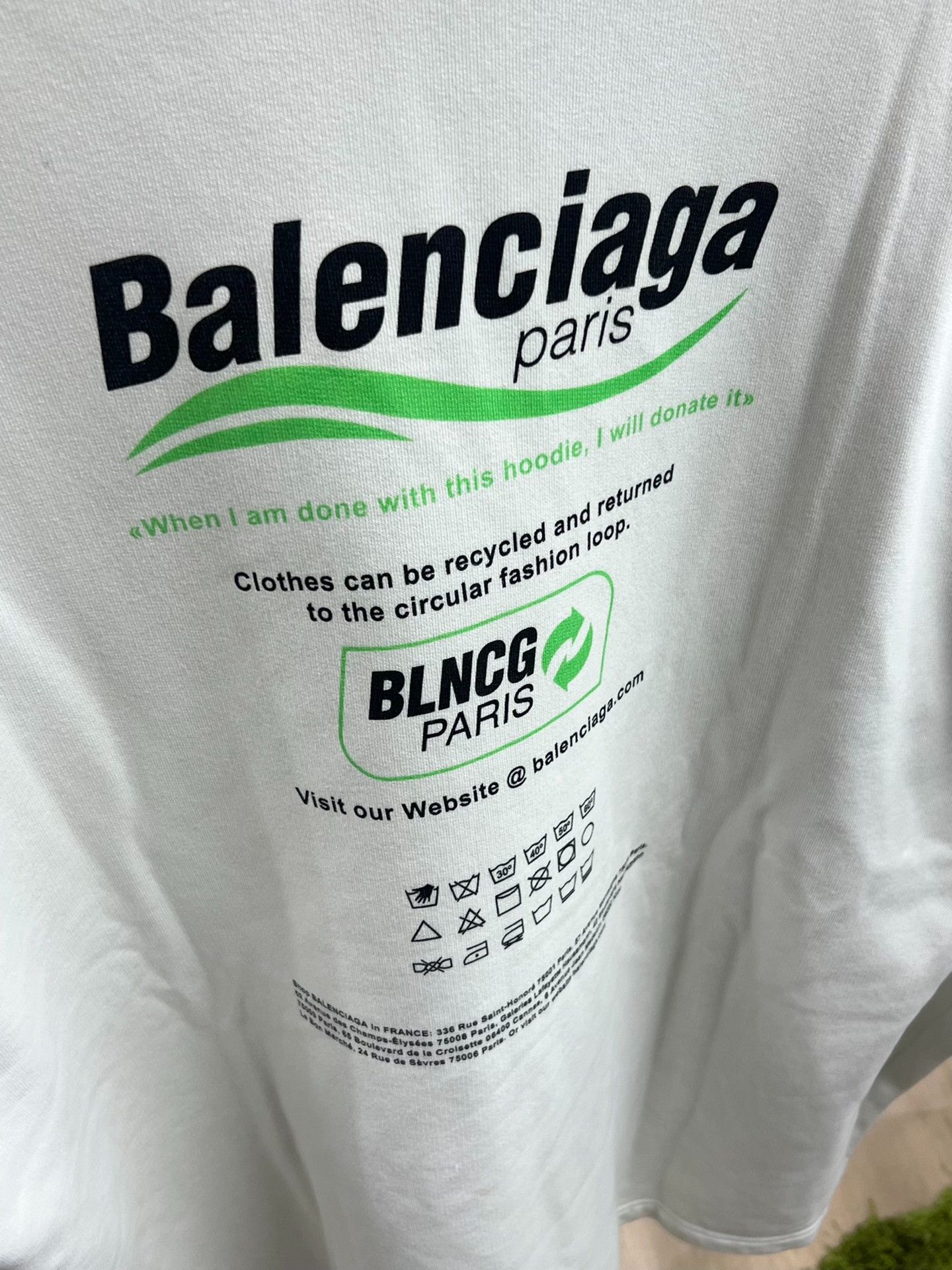 Balenciaga Balenciaga Retro Printed White Hoodie s Men Size US S / EU 44-46 / 1 - 6 Thumbnail