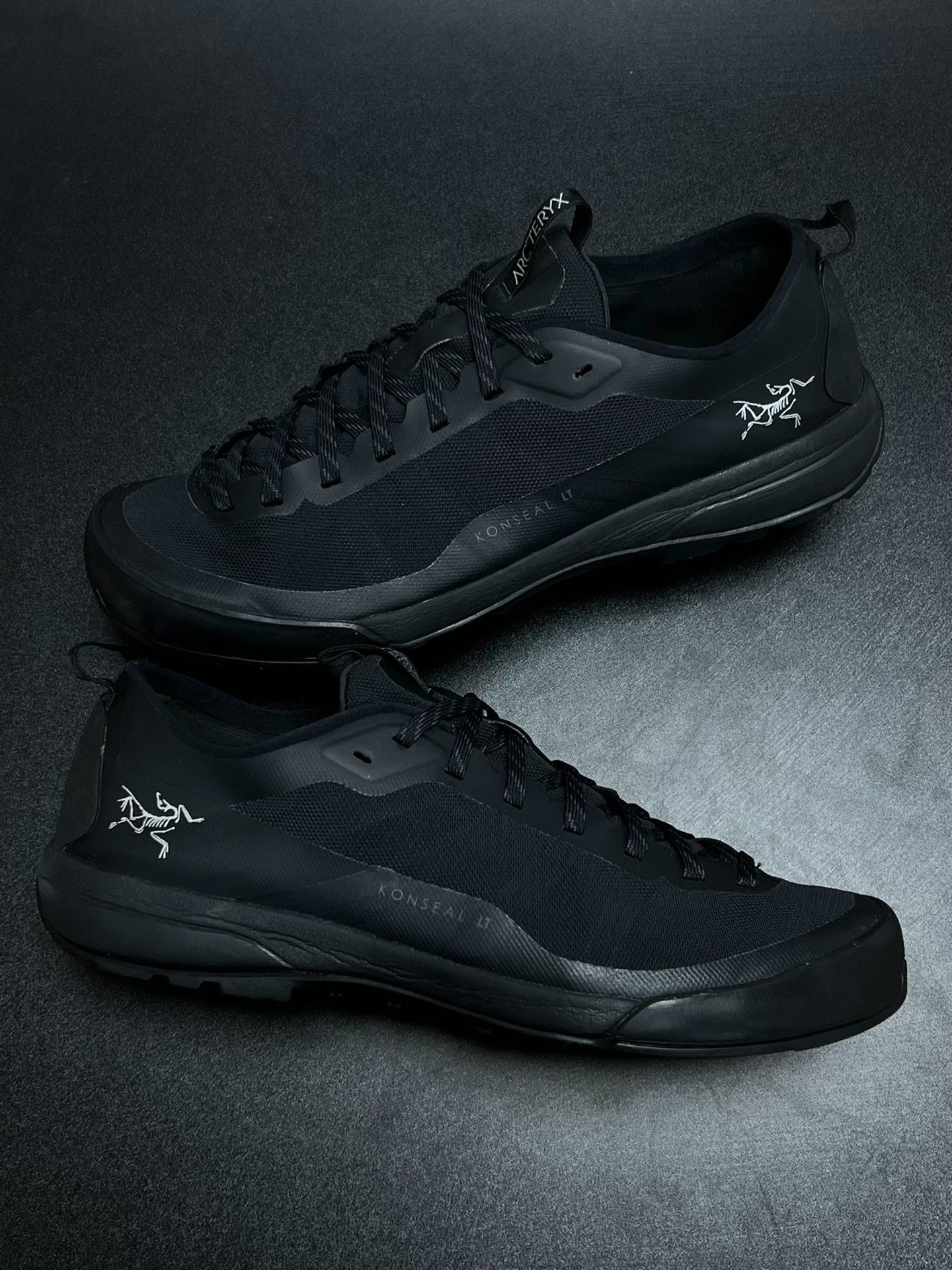 Arc'teryx Arc'teryx Black Lowtop Sneakers 9.5 Men Size US 9.5 / EU 42-43 - 4 Thumbnail