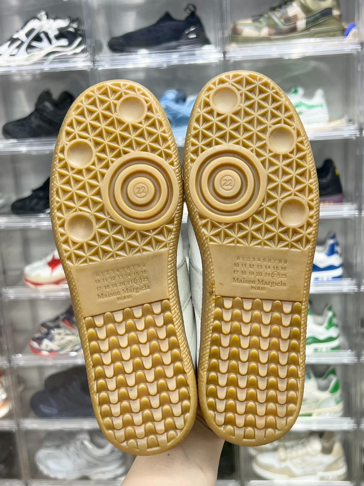 Maison Margiela Maison Margiela White Lowtop Sneakers us_7-5 Women Size US 7.5 / IT 37.5 - 8 Thumbnail