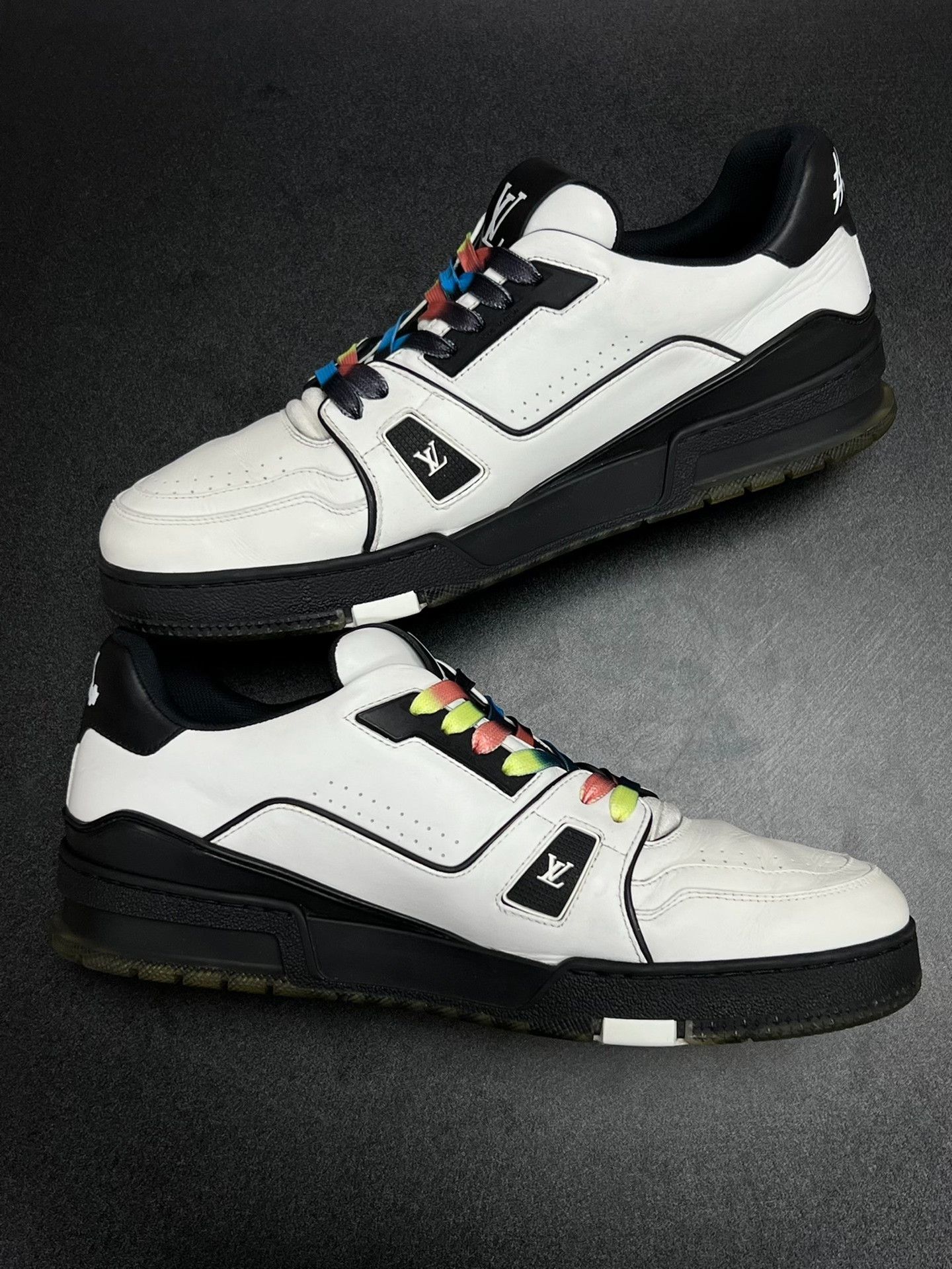 Louis Vuitton Louis Vuitton Training White Lowtop Sneakers 10 Men Size US 10 / EU 43 - 6 Thumbnail
