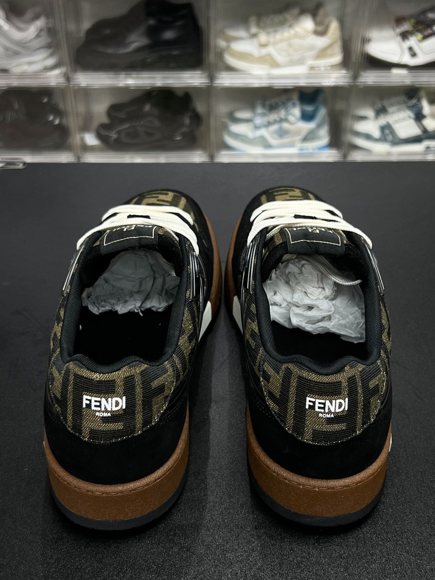 Fendi Fendi Brown Lowtop Sneakers 9.5 Men Size US 9.5 / EU 42-43 - 7 Thumbnail