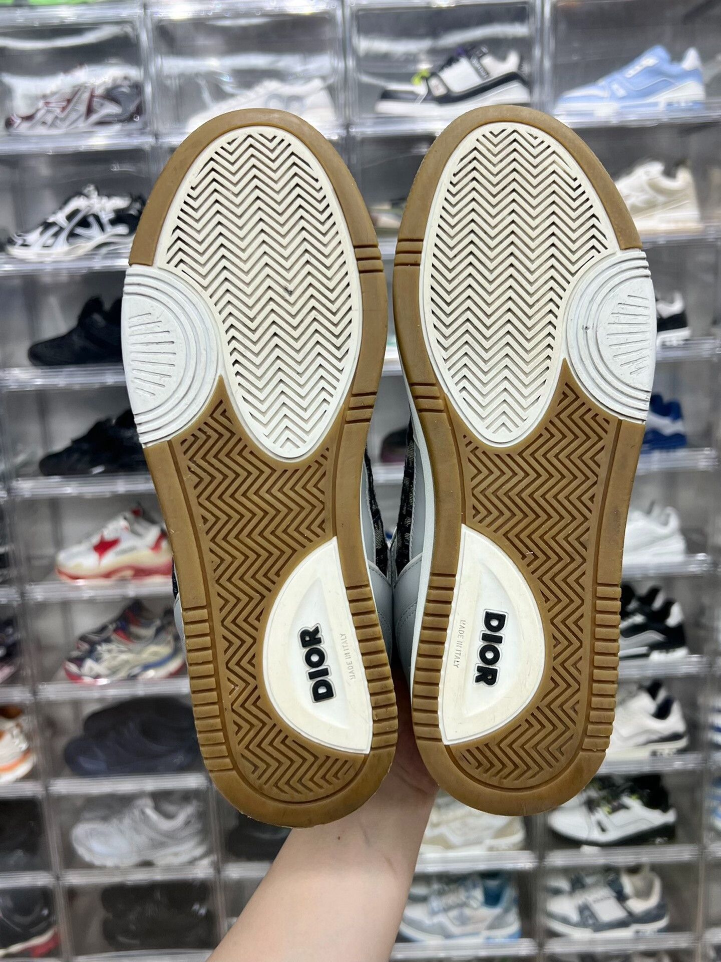 Dior Dior White Hitop Sneakers 11 Men Size US 11 / EU 44 - 7 Thumbnail
