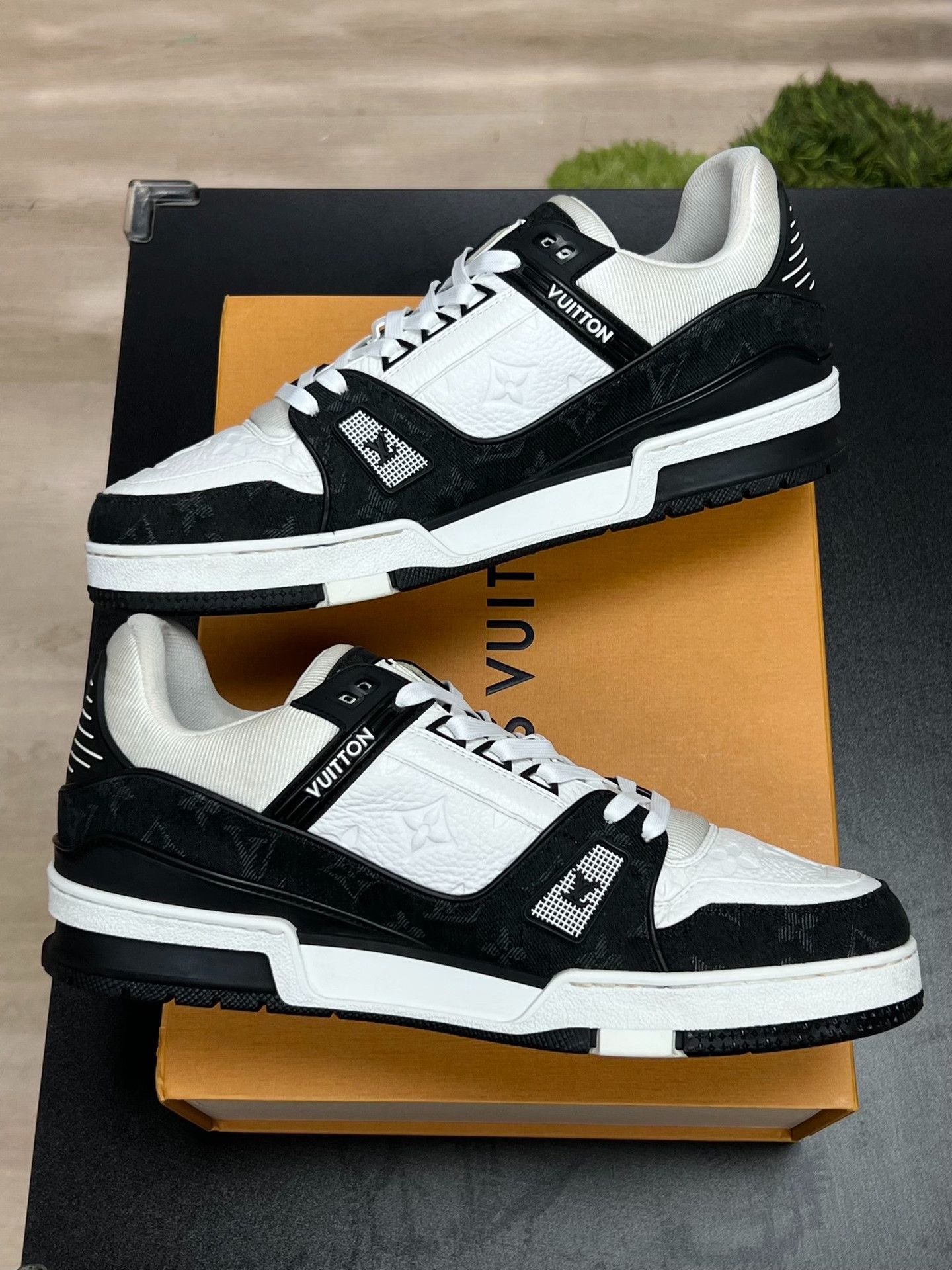 Louis Vuitton Louis Vuitton Training Denim Black Lowtop Sneakers 10.5 Men Size US 10.5 / EU 43-44 - 6 Thumbnail