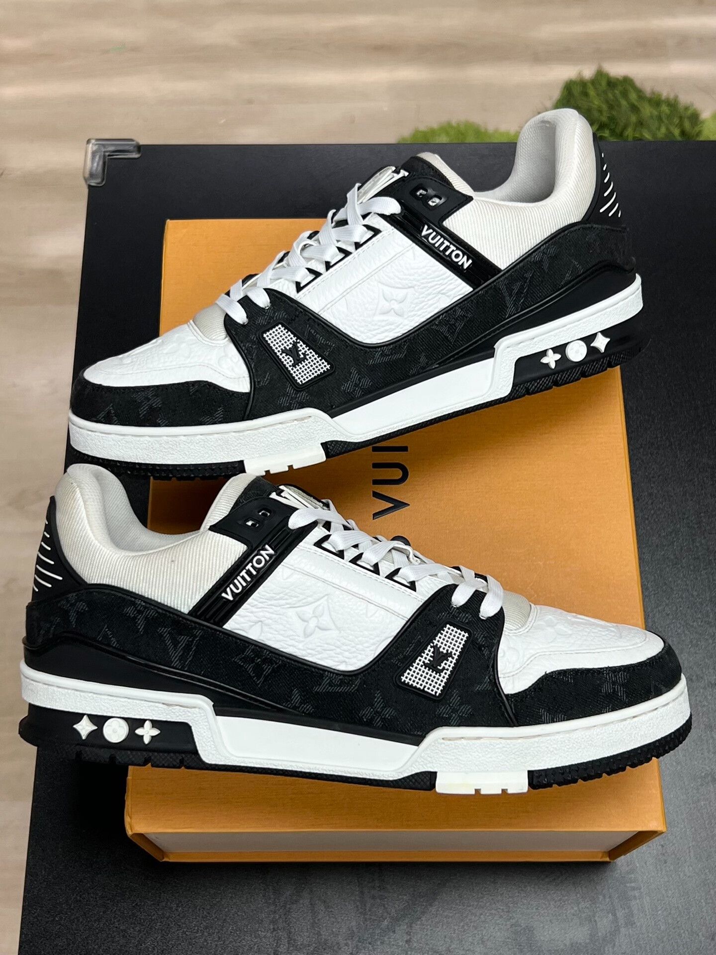 Louis Vuitton Louis Vuitton Training Denim Black Lowtop Sneakers 10.5 Men Size US 10.5 / EU 43-44 - 5 Thumbnail