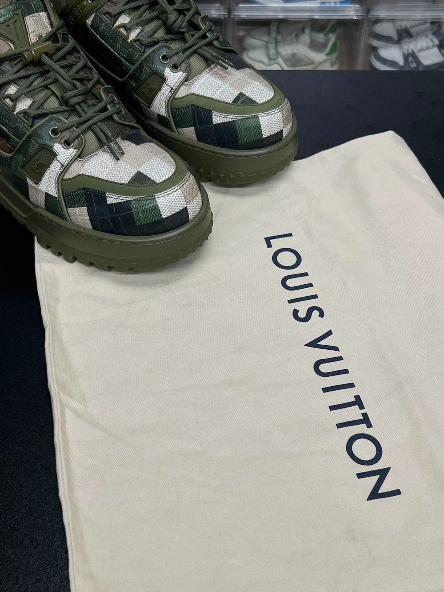 Louis Vuitton Louis Vuitton Training Camo Green Lowtop Sneakers 10 Men Size US 10 / EU 43 - 9 Thumbnail