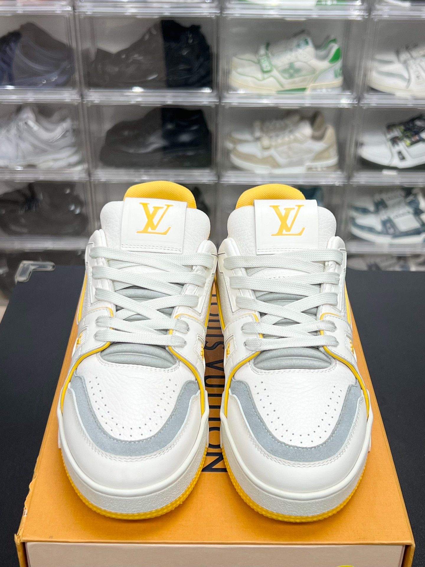 Louis Vuitton Louis Vuitton Training Yellow Lowtop Sneakers us_6-5 Women Size US 6.5 / IT 36.5 - 2 Thumbnail