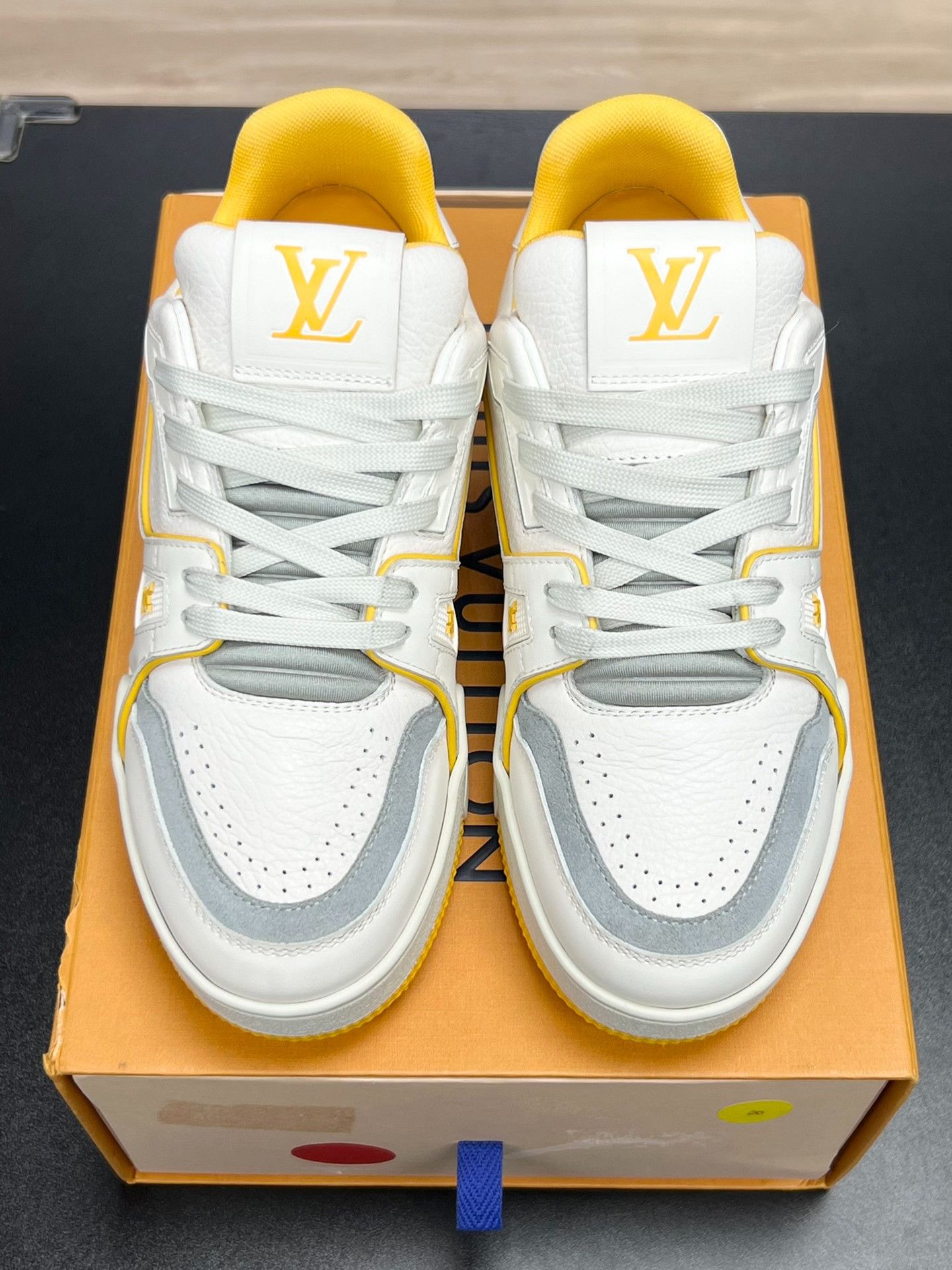 Louis Vuitton Louis Vuitton Training Yellow Lowtop Sneakers us_6-5 Women Size US 6.5 / IT 36.5 - 3 Thumbnail
