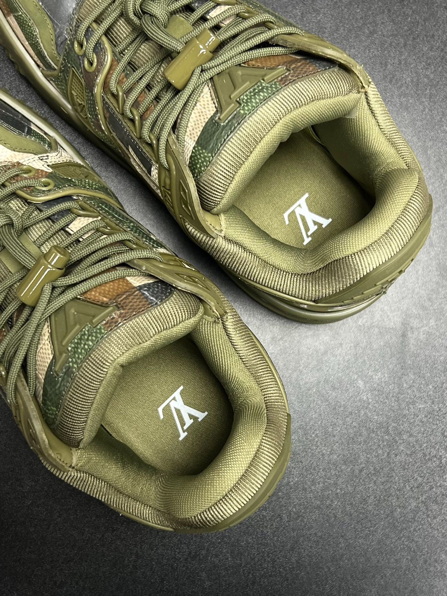 Louis Vuitton Louis Vuitton Training Camo Green Lowtop Sneakers 6 Men Size US 6 / EU 39 - 4 Thumbnail