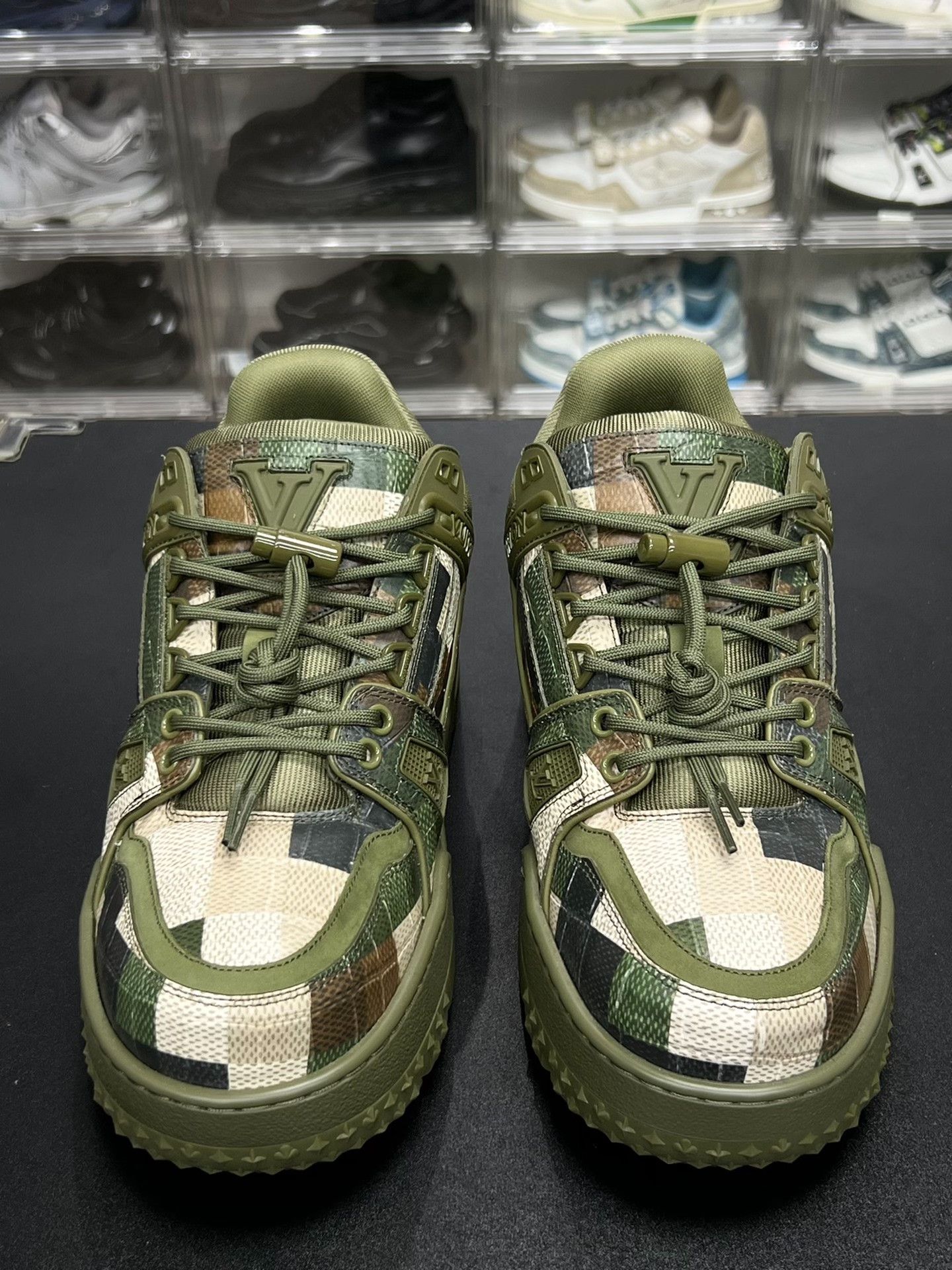 Louis Vuitton Louis Vuitton Training Camo Green Lowtop Sneakers 6 Men Size US 6 / EU 39 - 2 Thumbnail