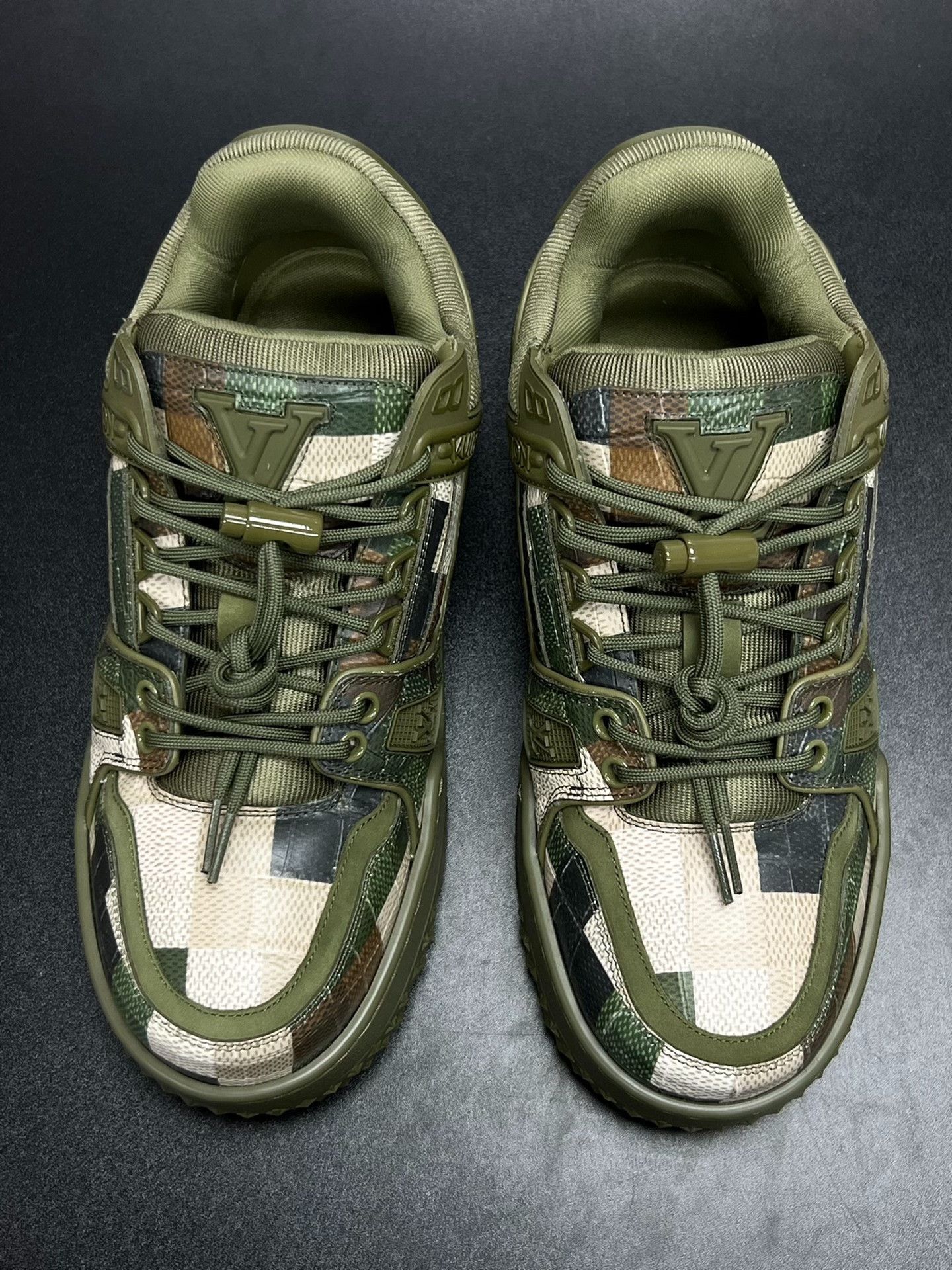 Louis Vuitton Louis Vuitton Training Camo Green Lowtop Sneakers 6 Men Size US 6 / EU 39 - 3 Thumbnail