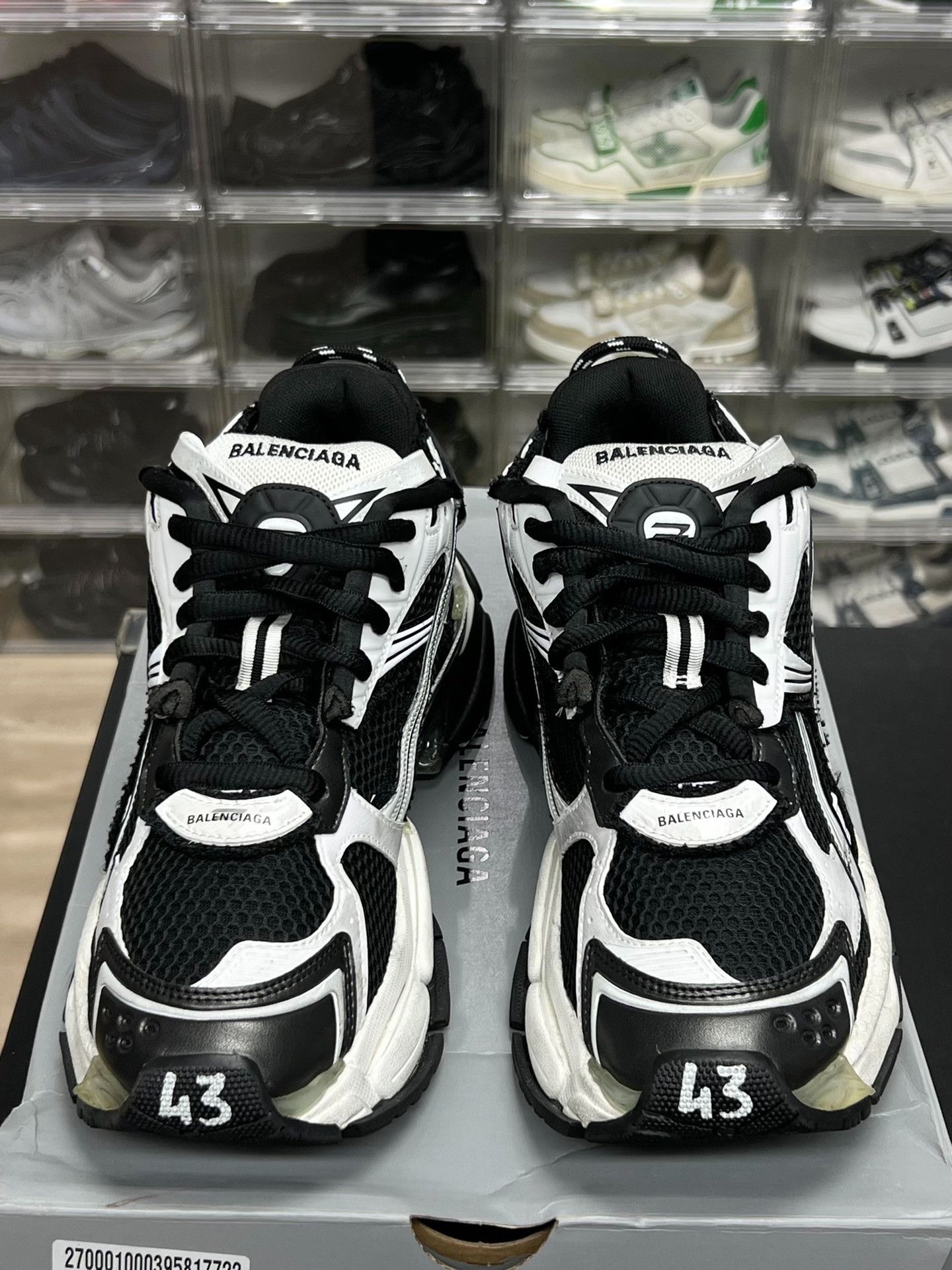 Balenciaga Balenciaga Running Black Lowtop Sneakers 10 Men Size US 10 / EU 43 - 2 Thumbnail