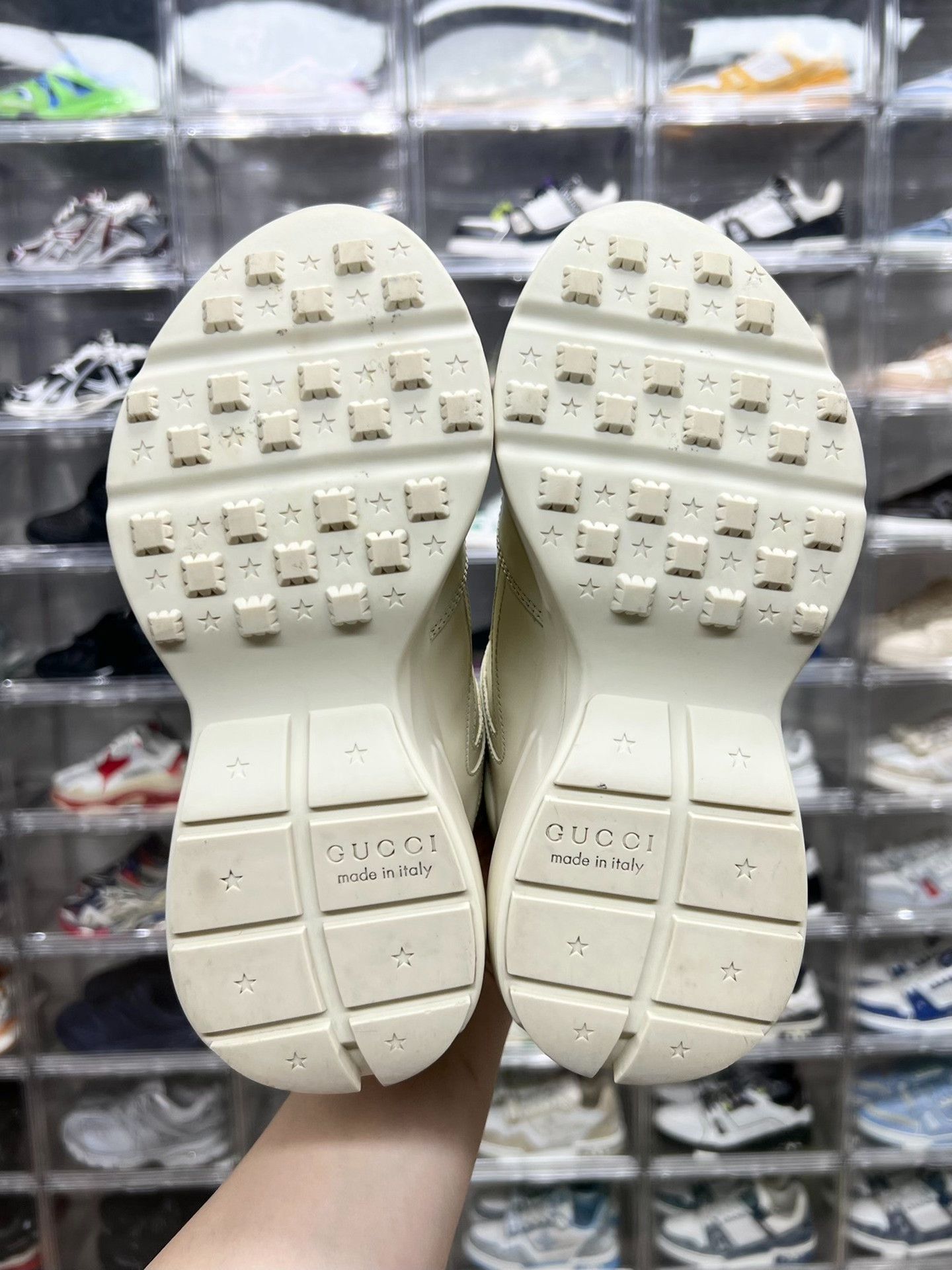 Gucci Gucci Retro White Lowtop Sneakers us_7-5 Women Size US 7.5 / IT 37.5 - 8 Thumbnail