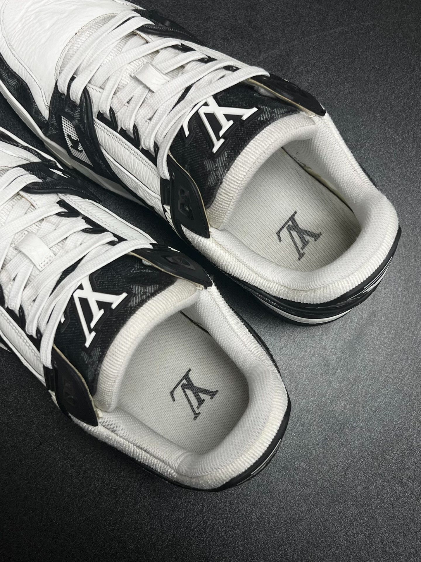 Louis Vuitton Louis Vuitton Training Denim Black Lowtop Sneakers 5 Men Size US 5 / EU 37 - 4 Thumbnail