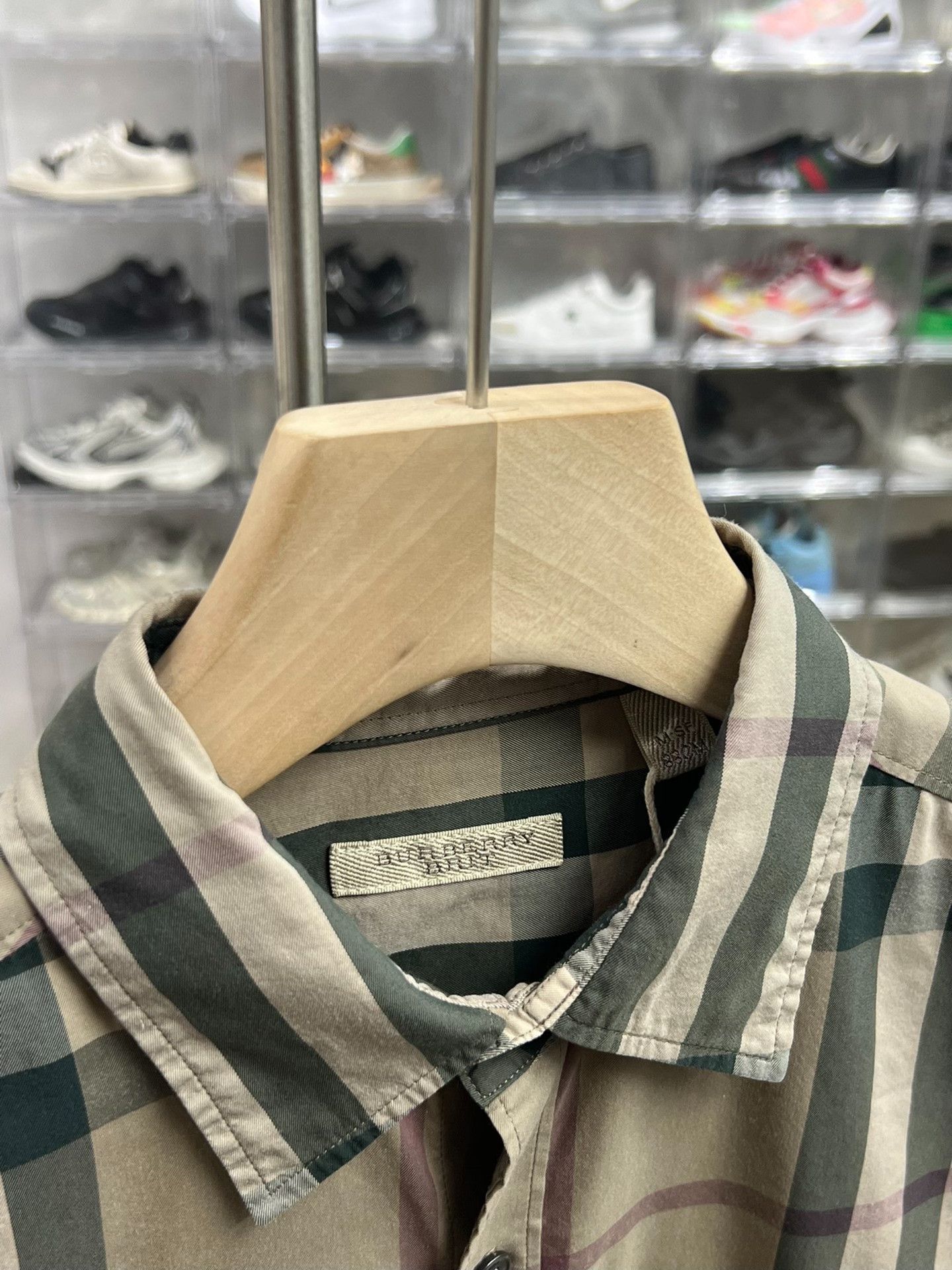Burberry Burberry Plaid Brown Shirt m Men Size US M / EU 48-50 / 2 - 2 Thumbnail