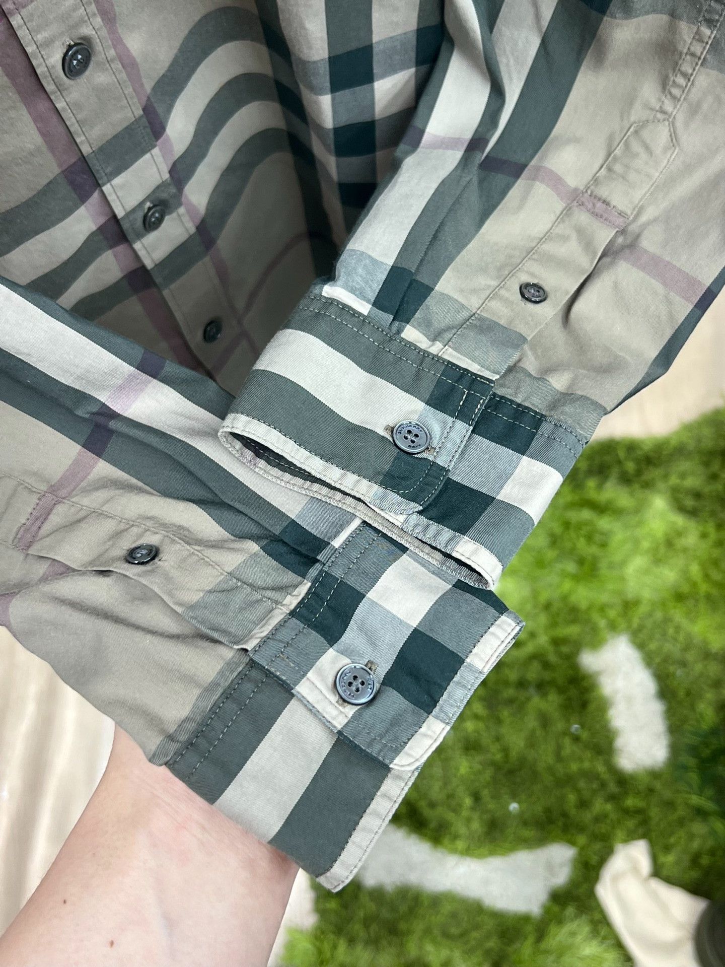 Burberry Burberry Plaid Brown Shirt m Men Size US M / EU 48-50 / 2 - 3 Thumbnail