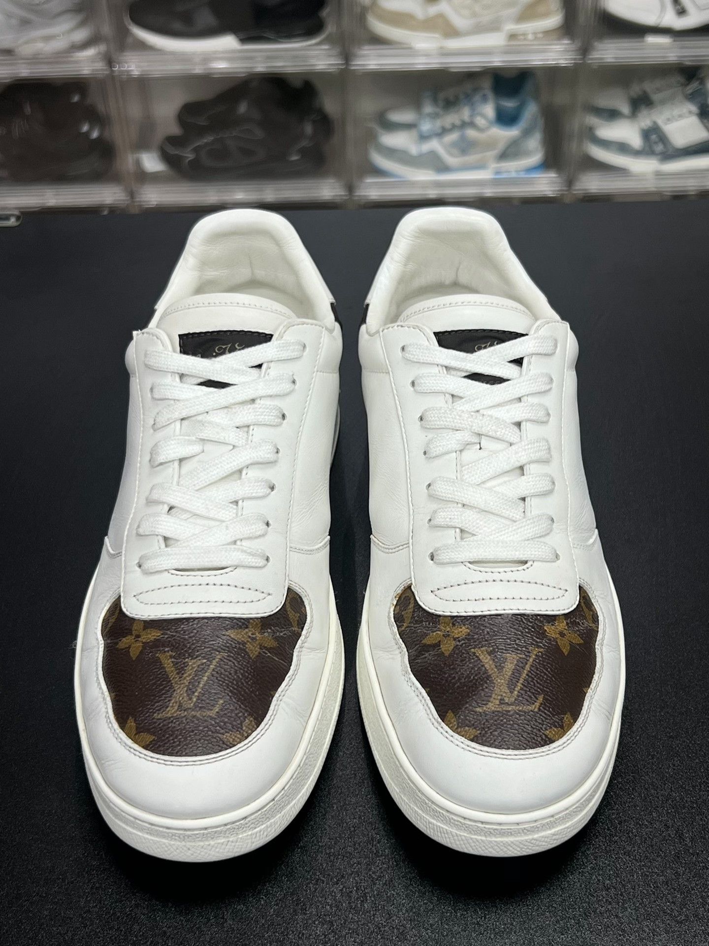 Louis Vuitton Louis Vuitton Brown Lowtop Sneakers 9 Men Size US 9 / EU 42 - 2 Thumbnail