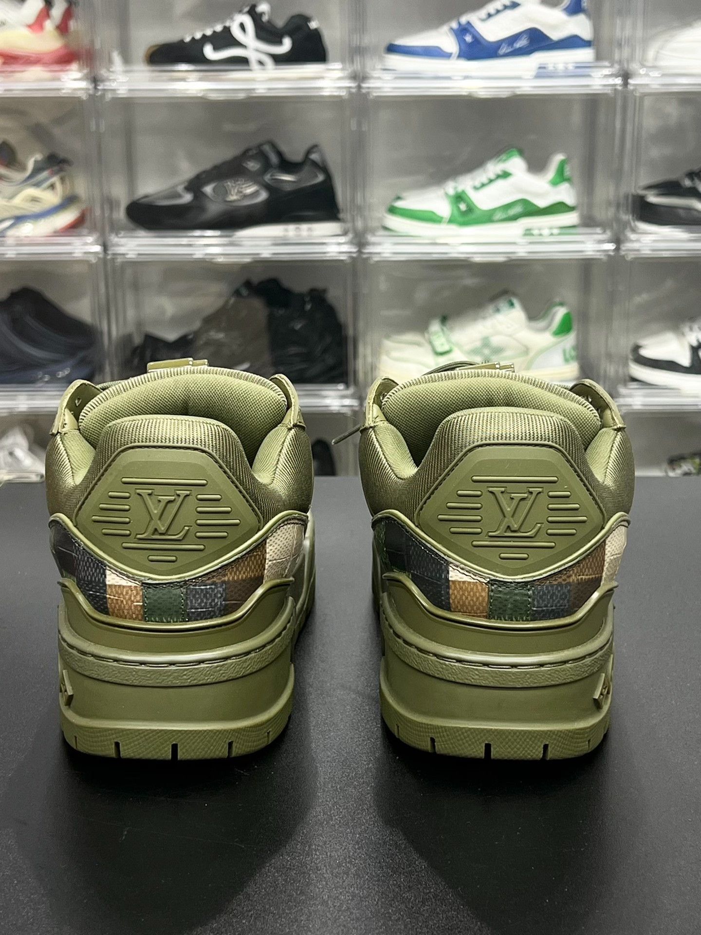 Louis Vuitton Louis Vuitton Training Camo Green Lowtop Sneakers 6.5 Men Size US 6.5 / EU 39-40 - 5 Thumbnail