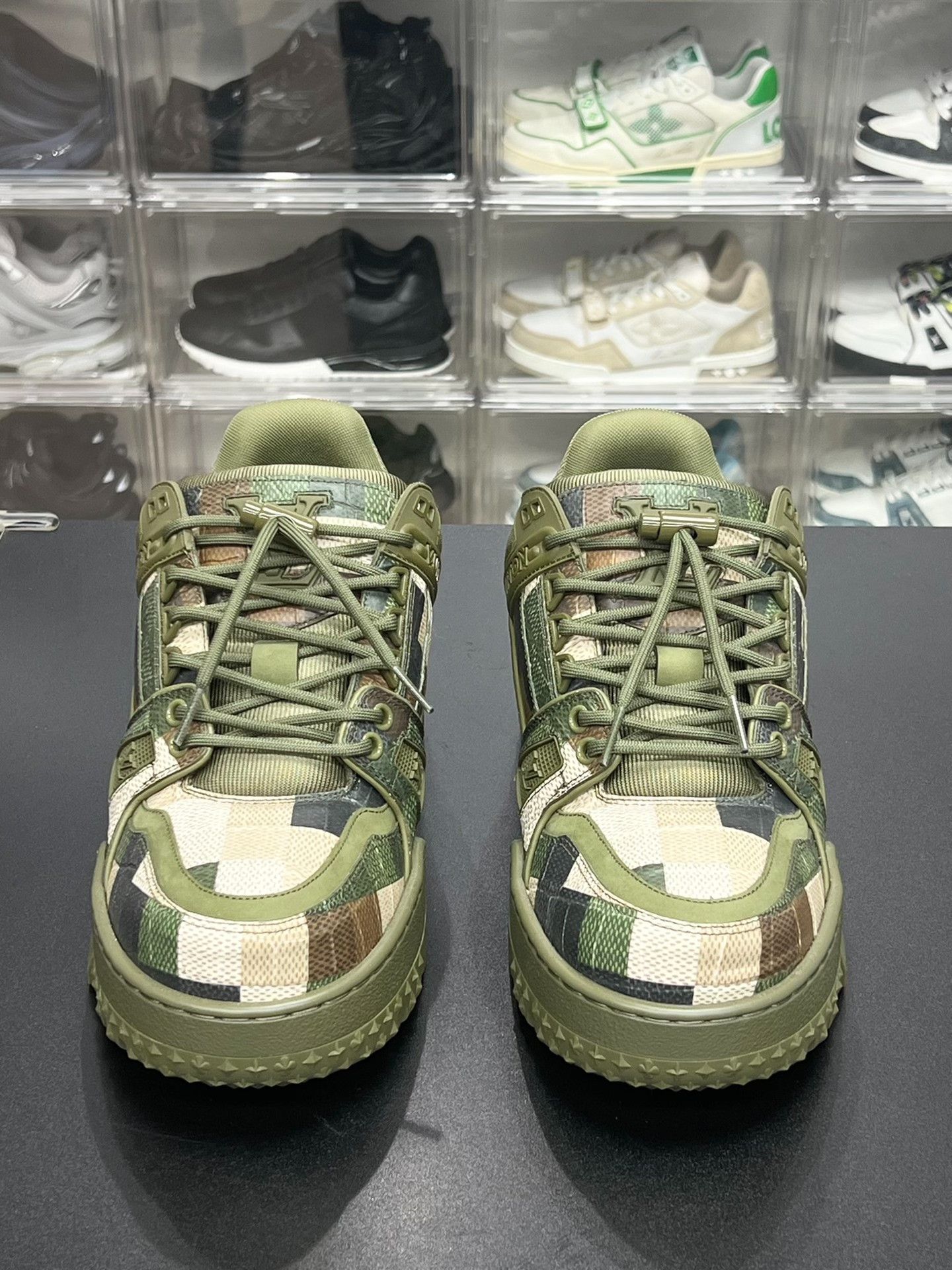 Louis Vuitton Louis Vuitton Training Camo Green Lowtop Sneakers 6.5 Men Size US 6.5 / EU 39-40 - 2 Thumbnail