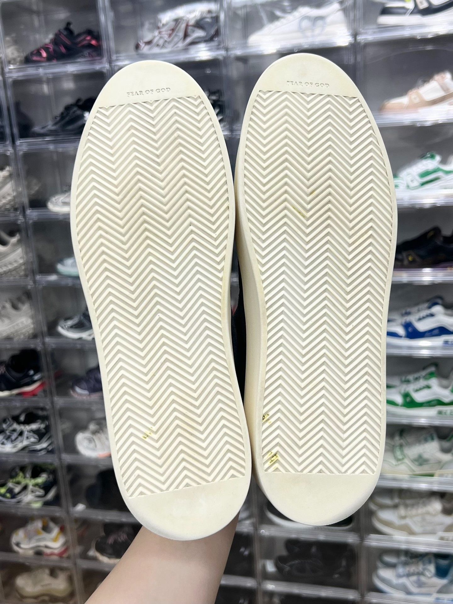 Fear of God Fear of God Retro Gray Lowtop Sneakers 11 Men Size US 11 / EU 44 - 8 Thumbnail