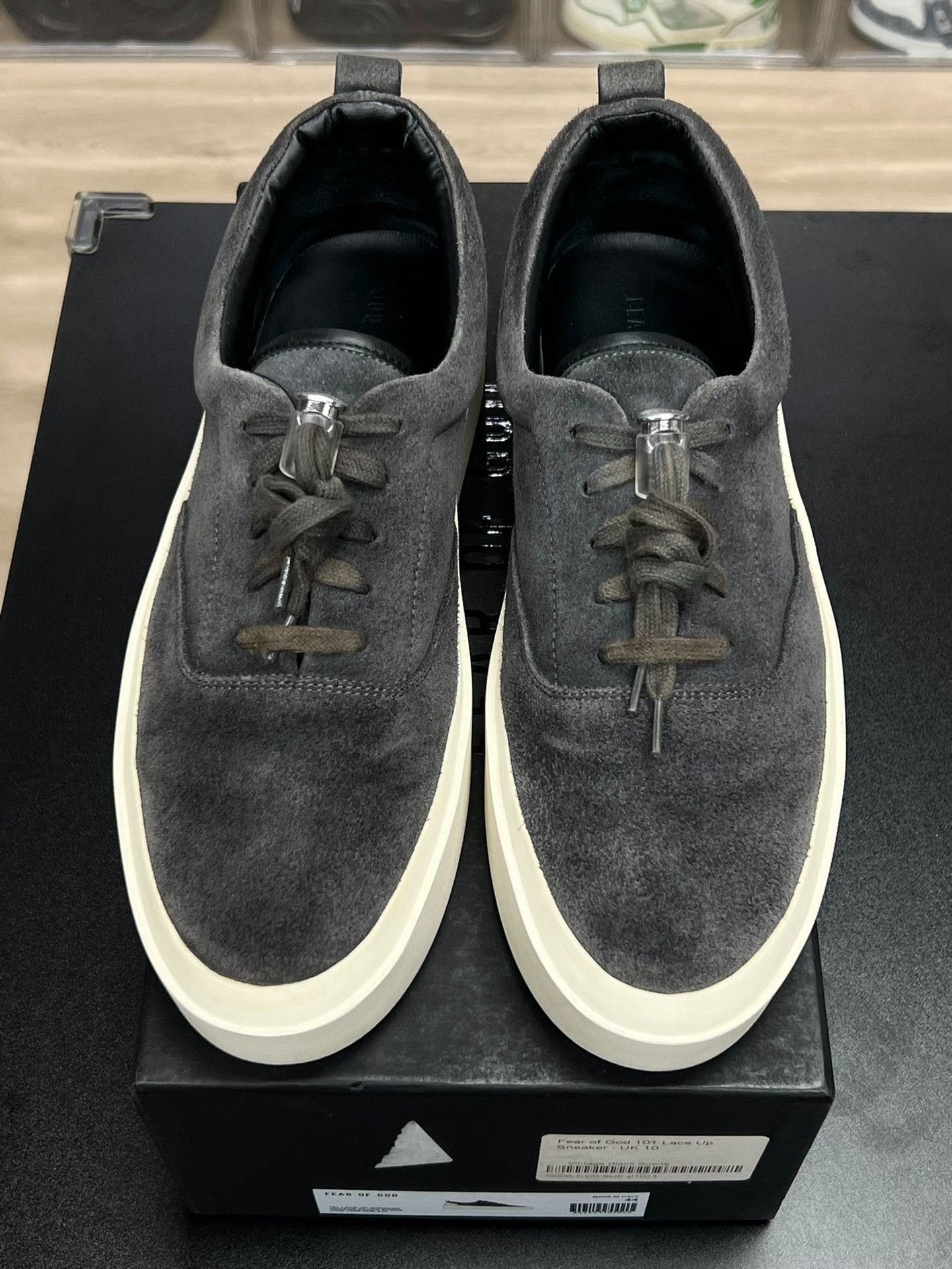 Fear of God Fear of God Retro Gray Lowtop Sneakers 11 Men Size US 11 / EU 44 - 3 Thumbnail
