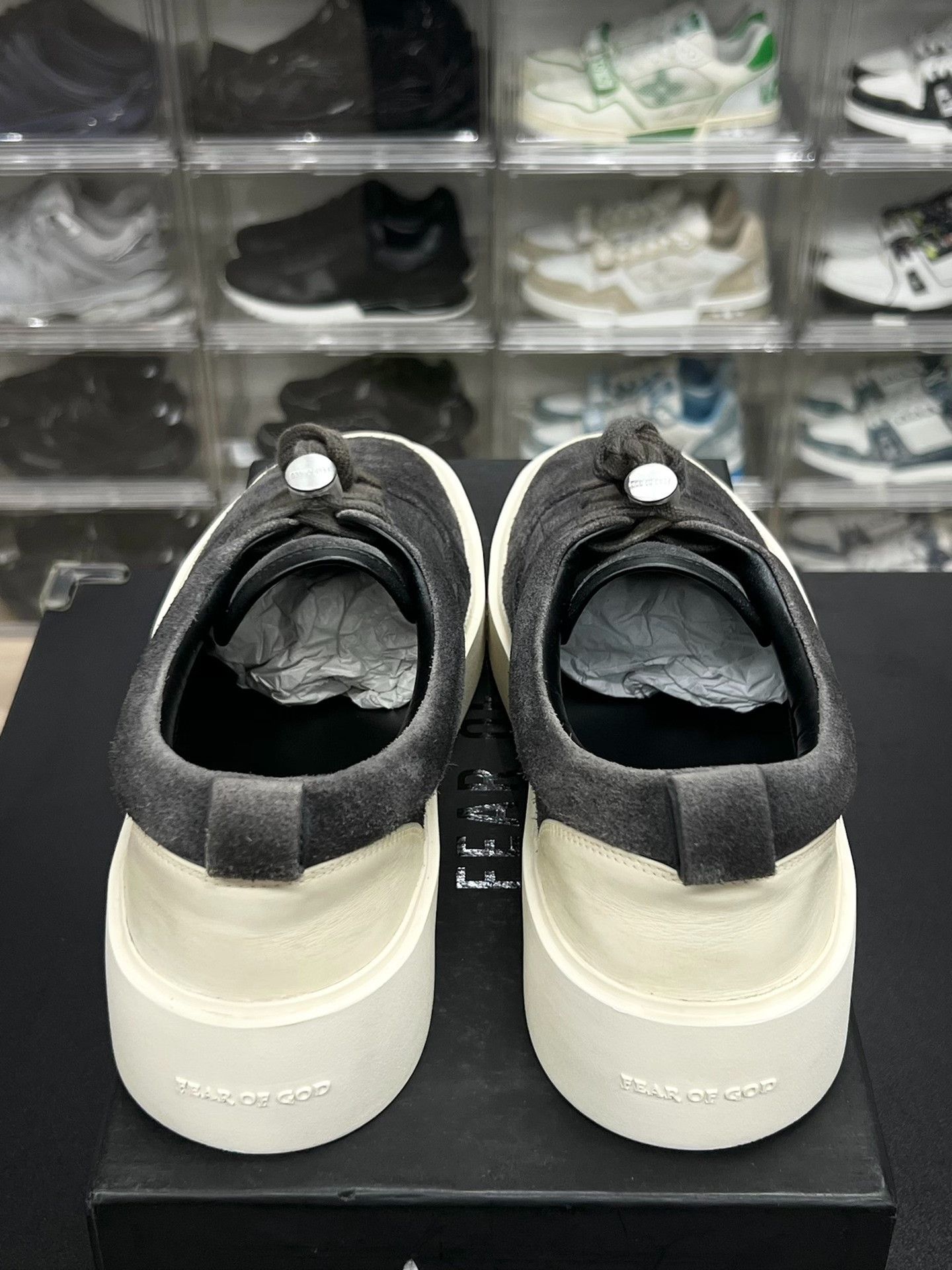 Fear of God Fear of God Retro Gray Lowtop Sneakers 11 Men Size US 11 / EU 44 - 7 Thumbnail