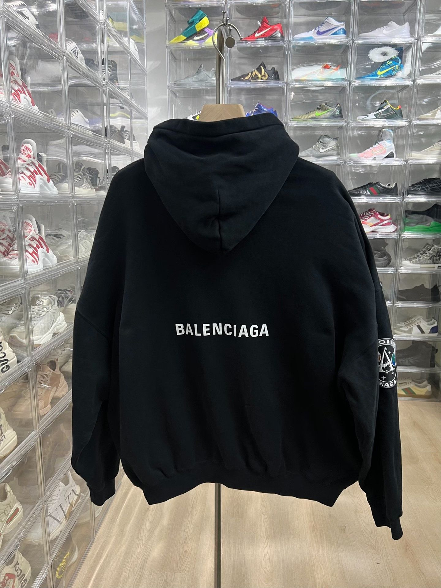 Balenciaga Balenciaga Hoodie xs Men Size US XS / EU 42 / 0 - 6 Thumbnail