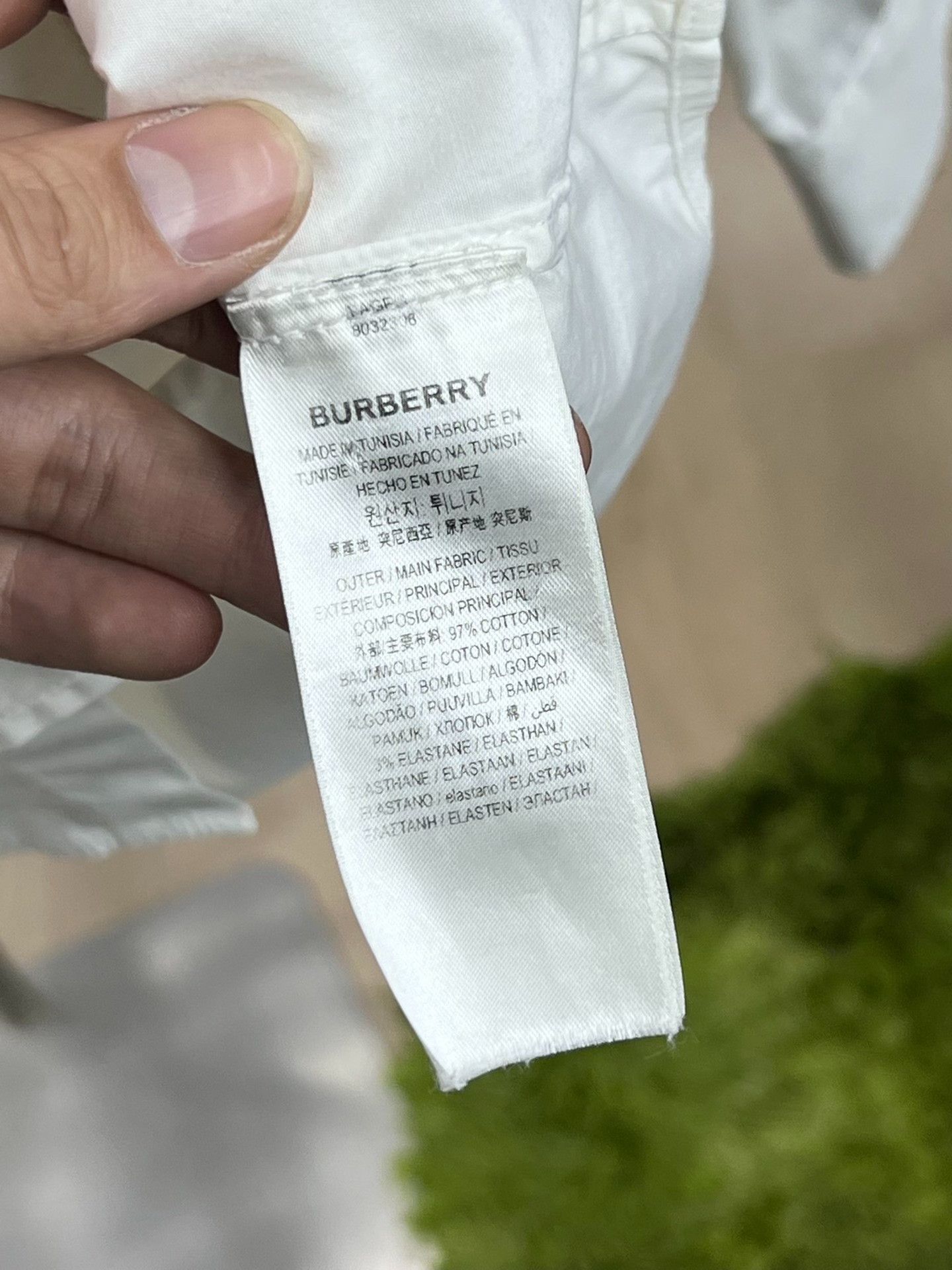 Burberry Burberry Retro Embroidered White Shirt s Men Size US S / EU 44-46 / 1 - 6 Thumbnail